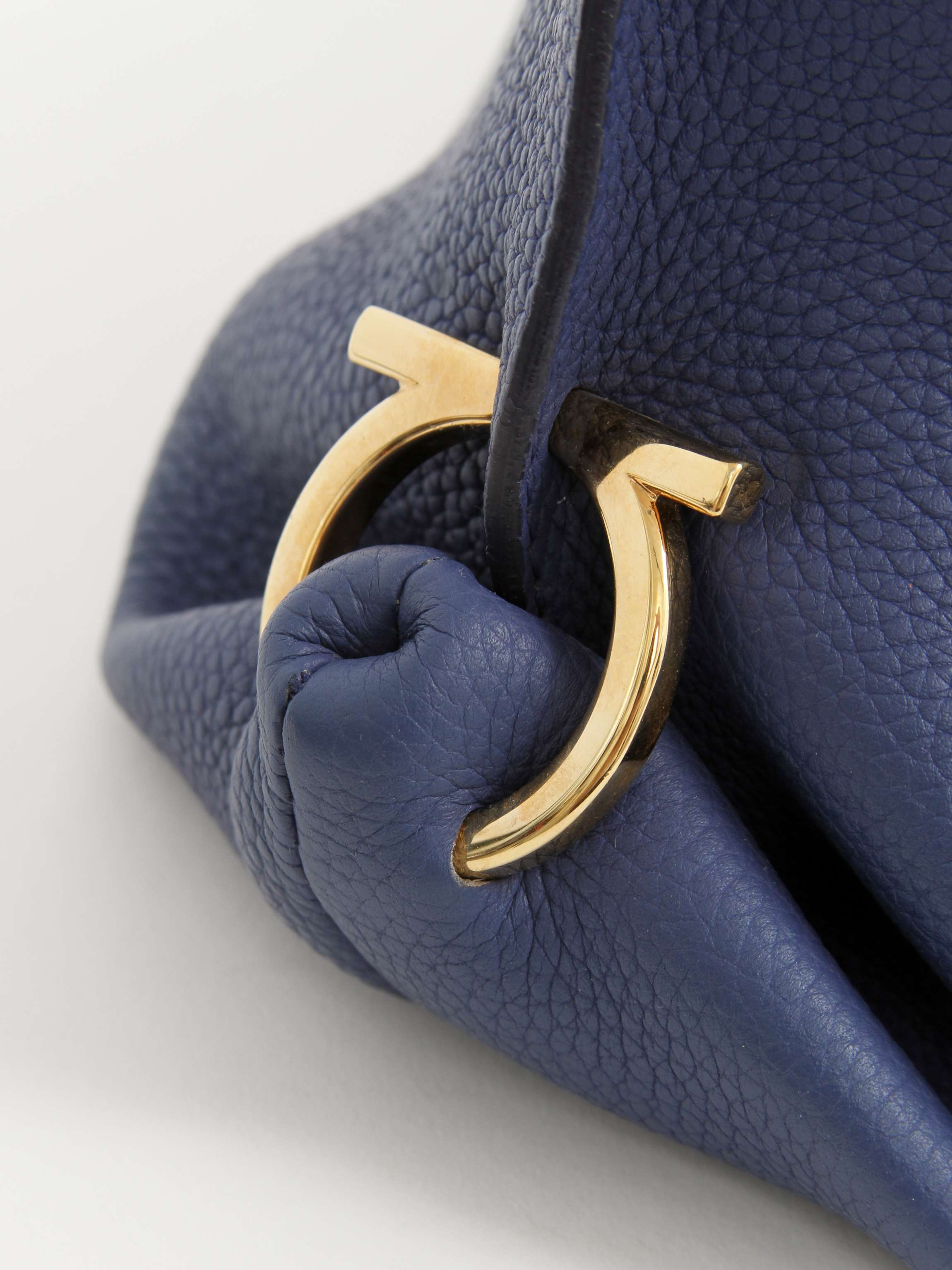 Сумки Salvatore Ferragamo Sofia изображение #8