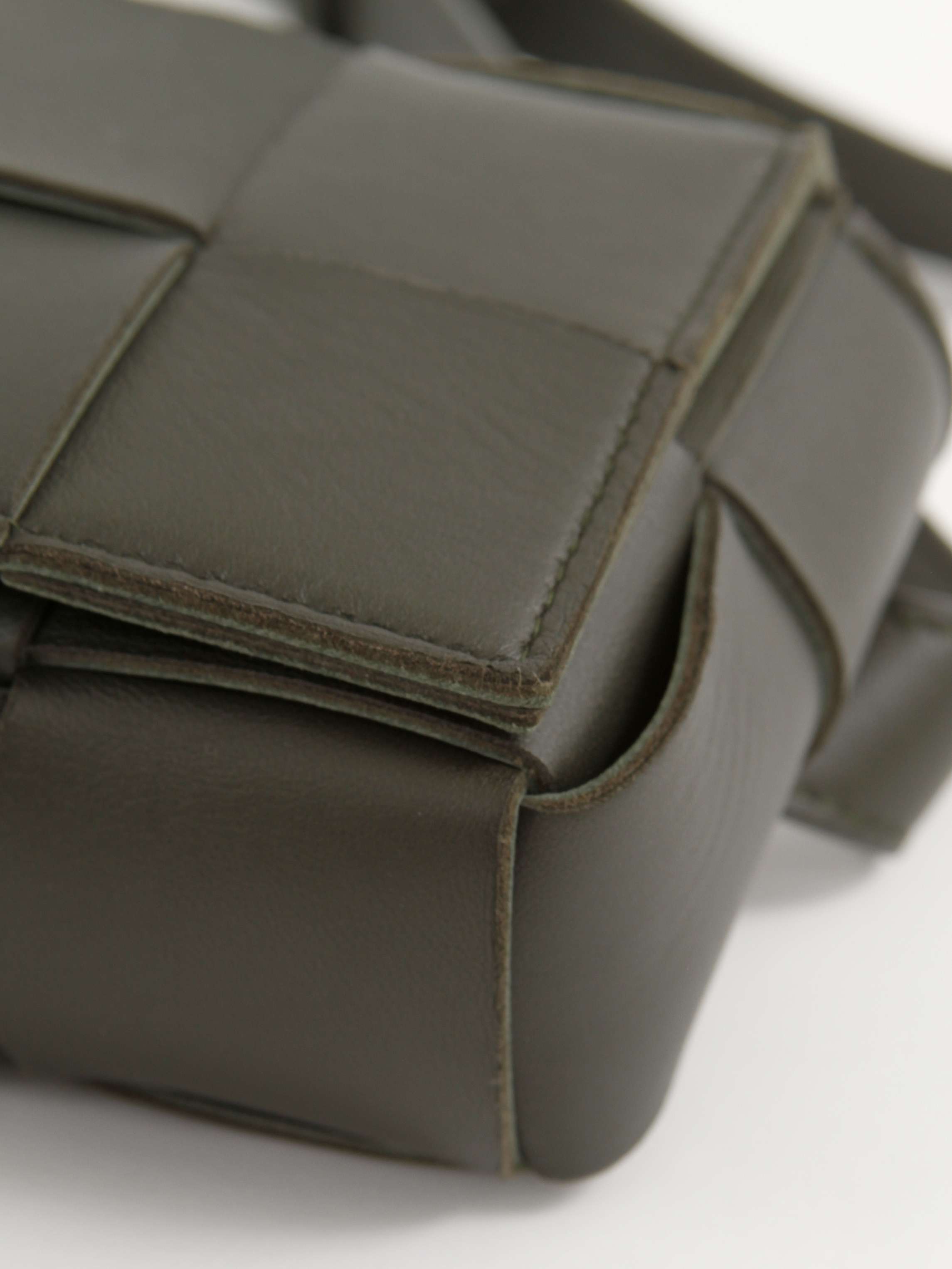 Bottega Veneta Cassette 5