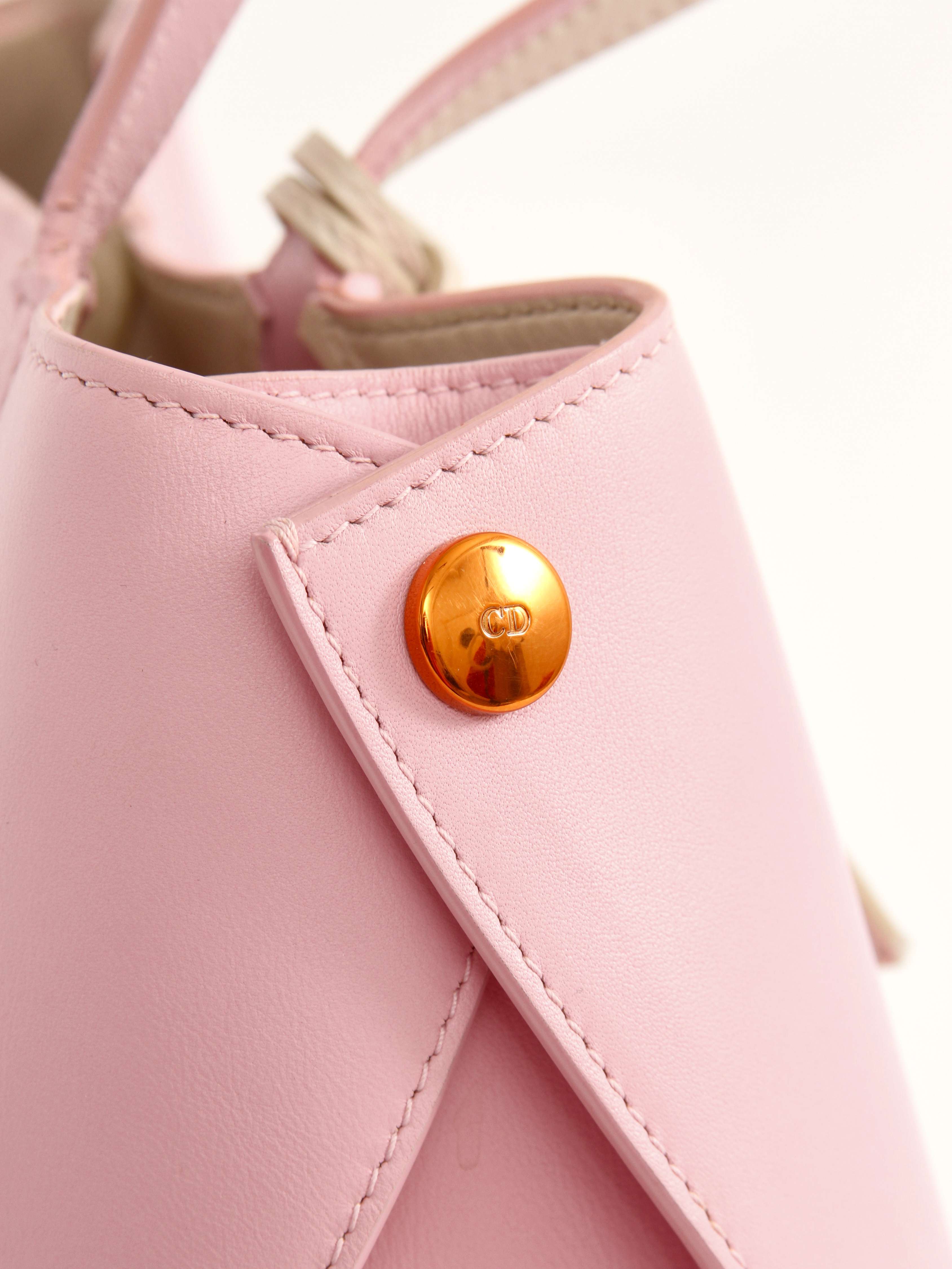 Сумки Christian Dior Leather Bag изображение #7