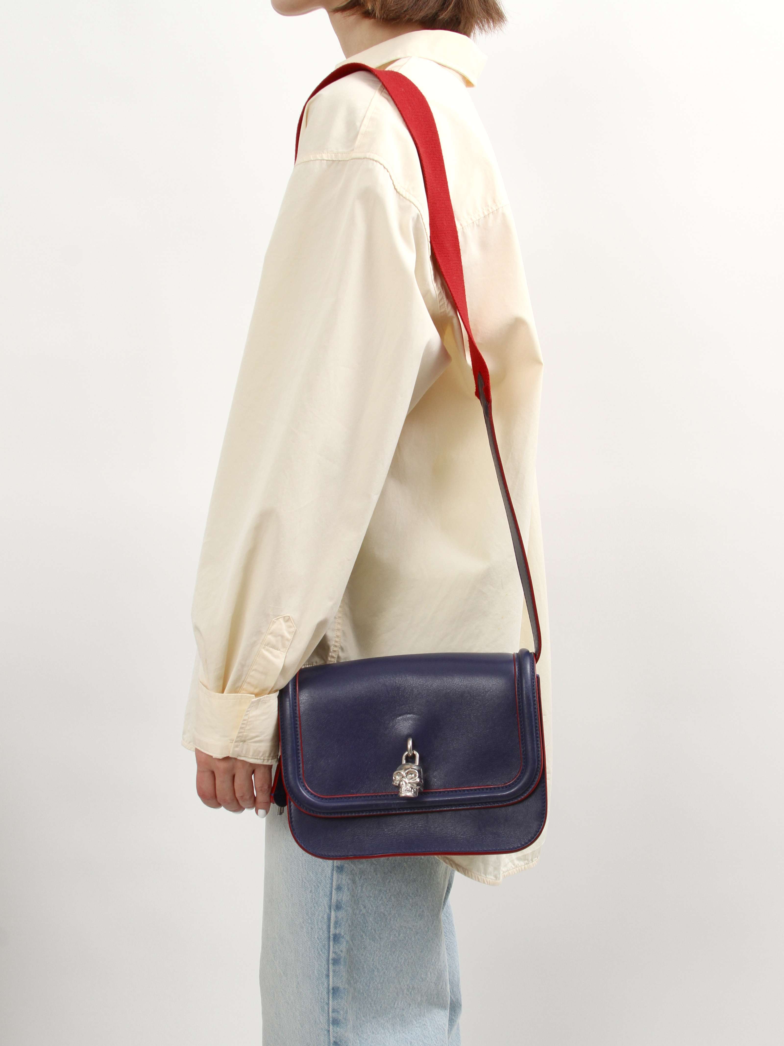 Сумки Alexander McQueen Skull изображение #2