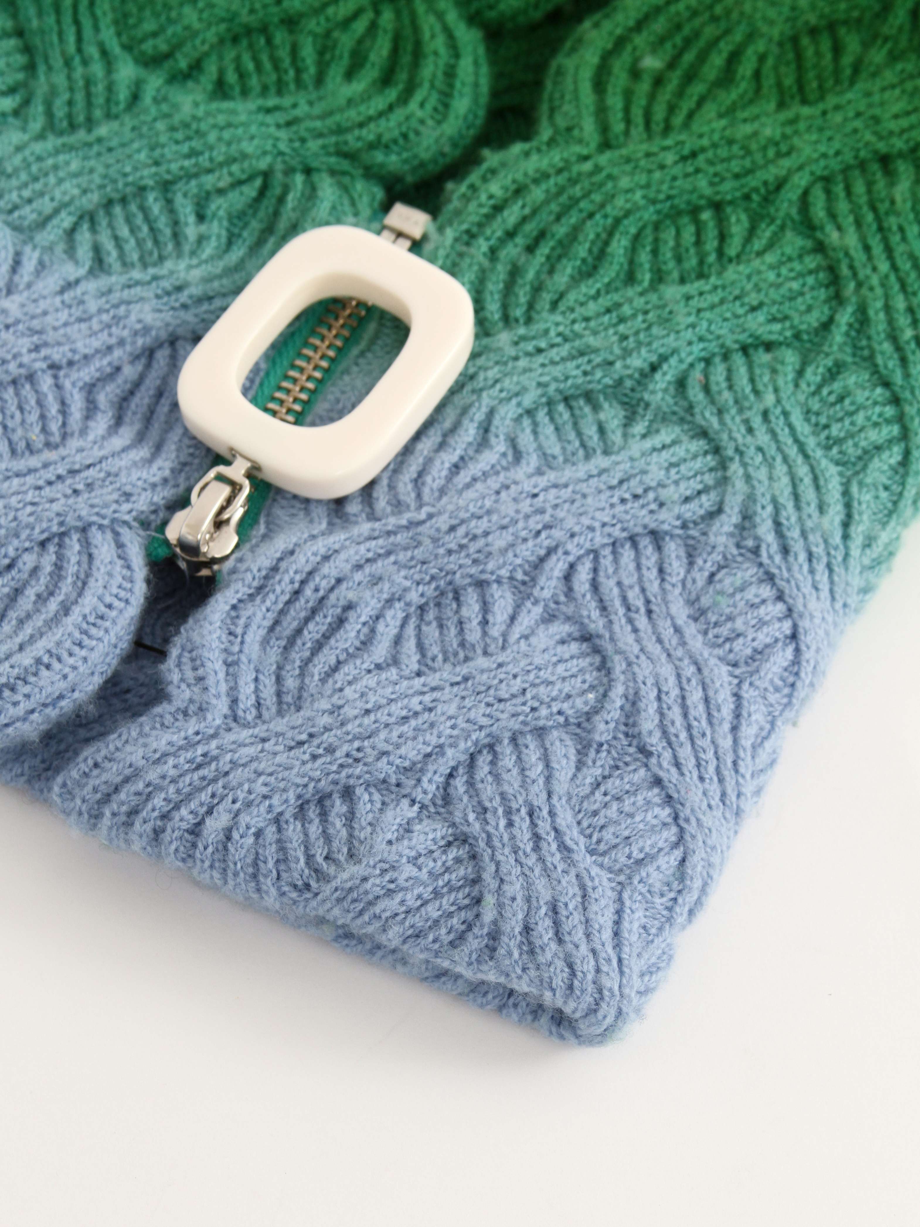 Аксессуары JW Anderson изображение #4