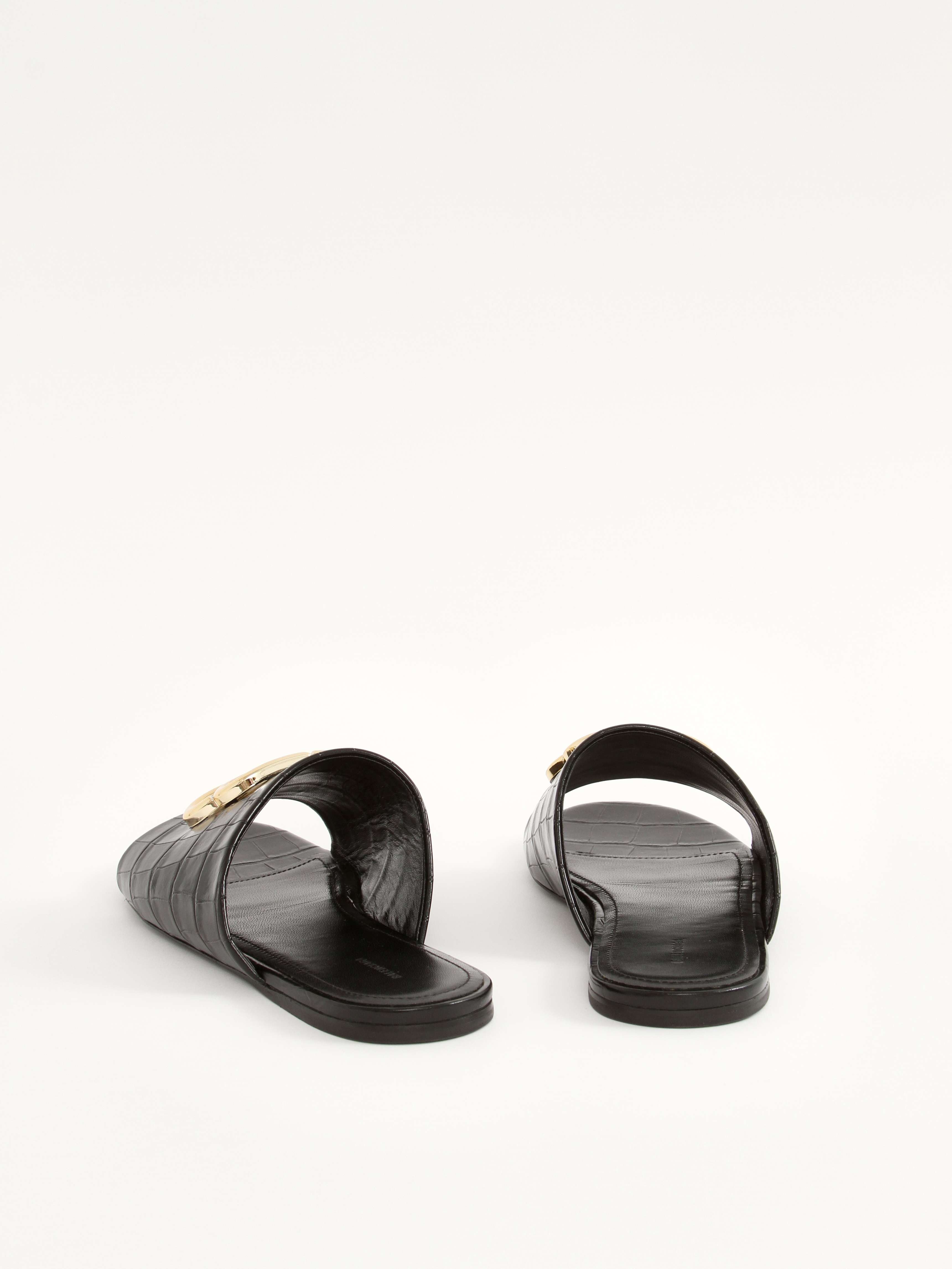 Balenciaga  39 5