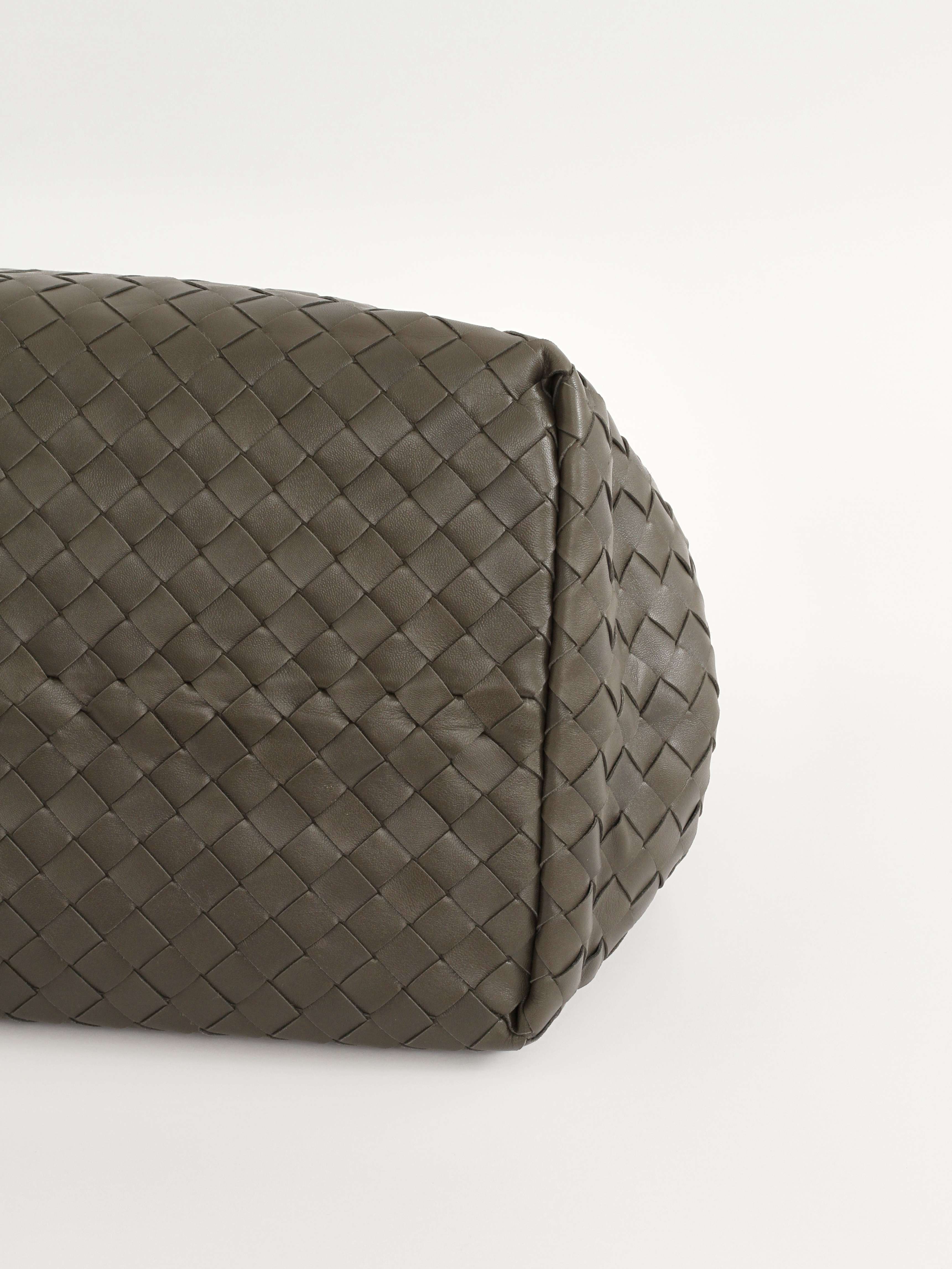 Bottega Veneta Cabat  5