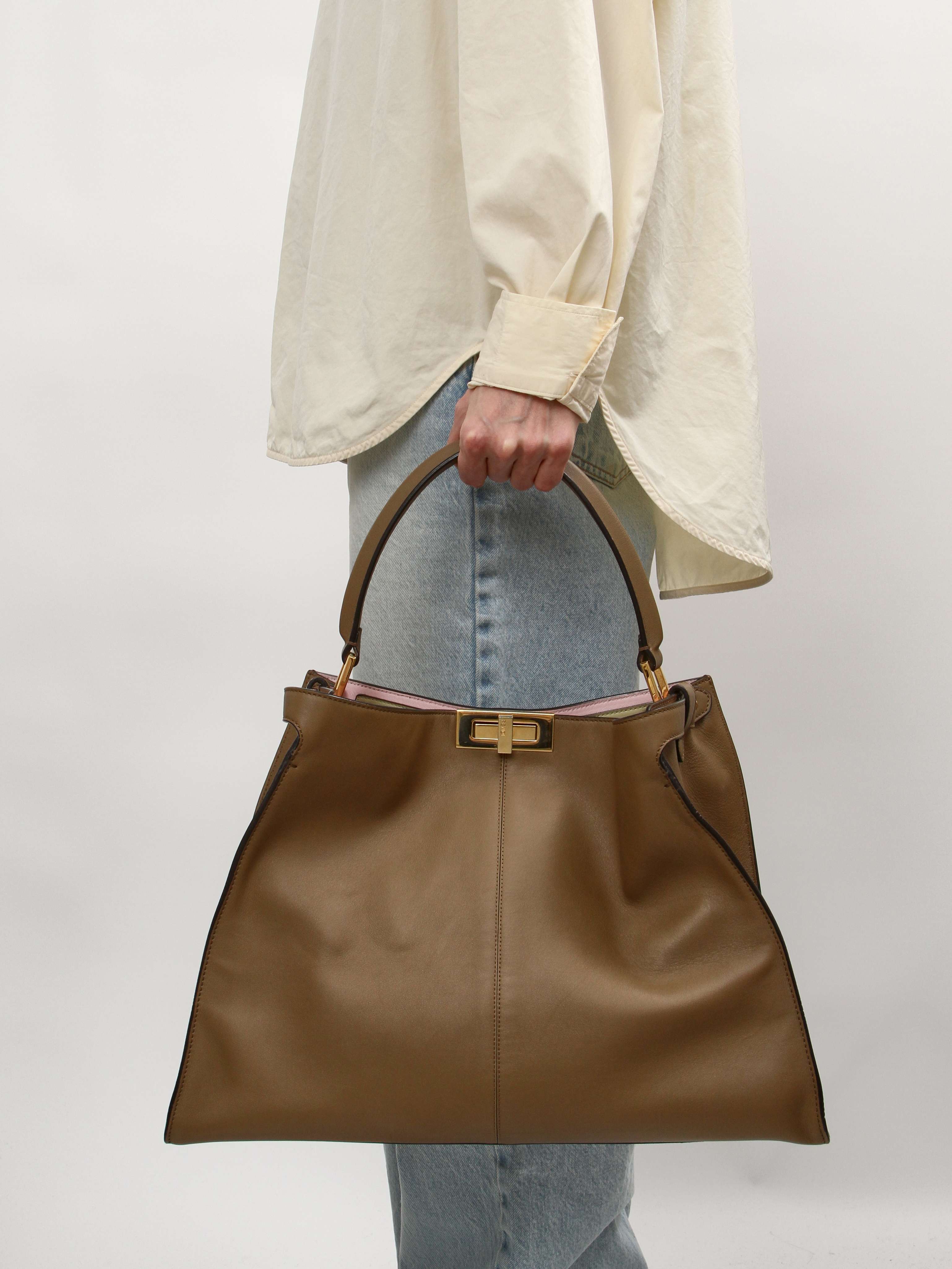 Сумки Fendi Peekaboo изображение #2