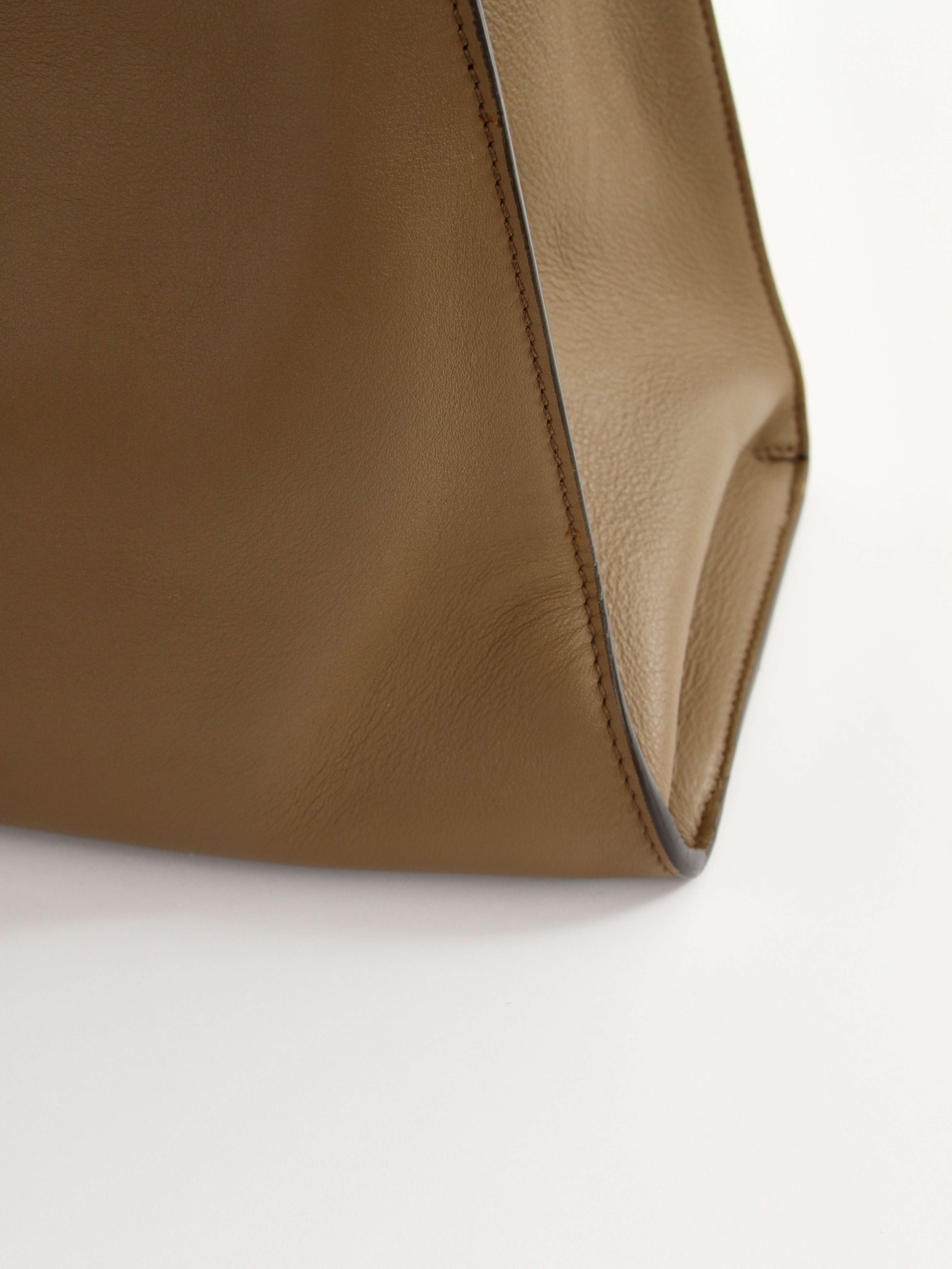 Сумки Fendi Peekaboo изображение #8