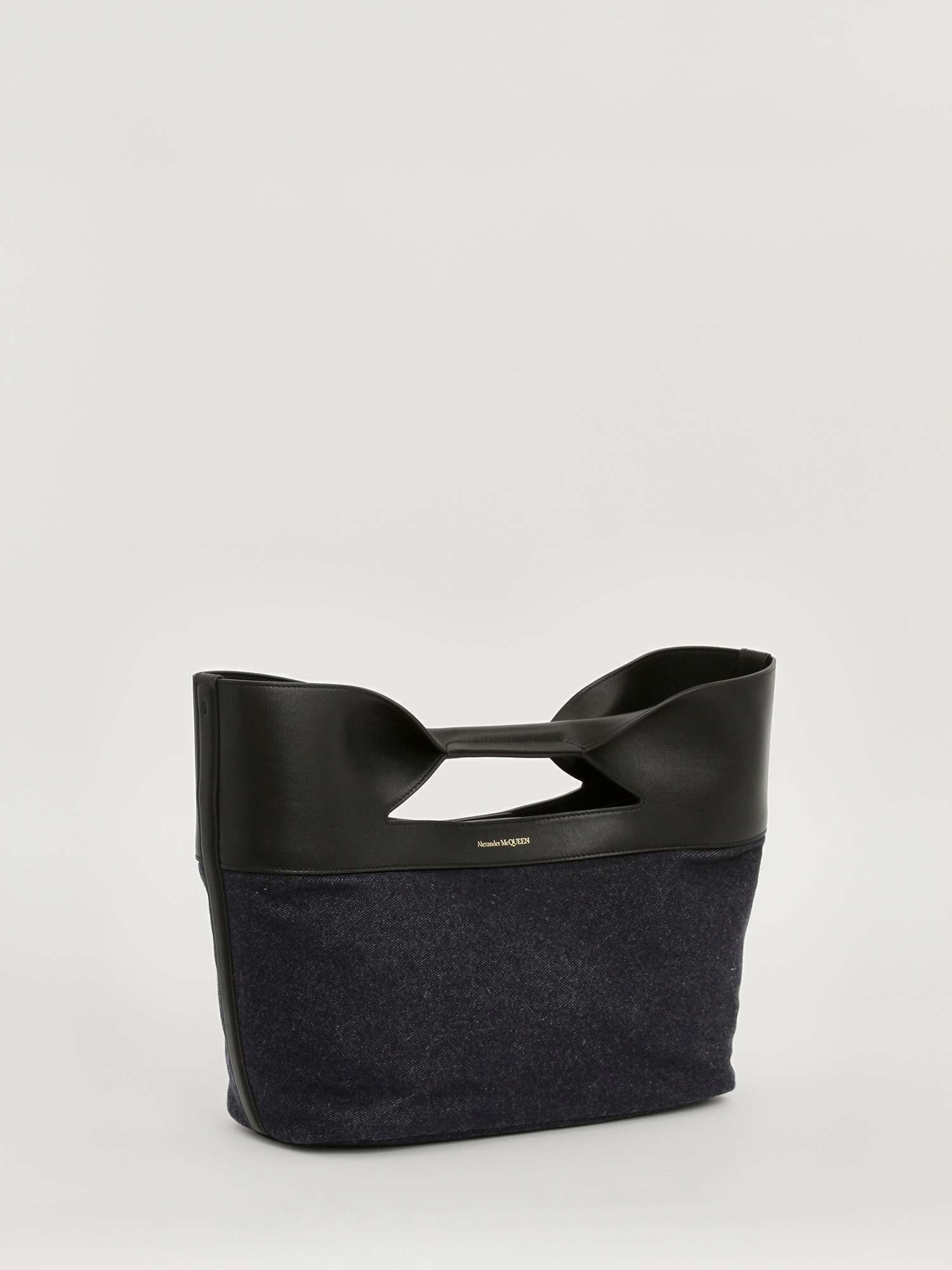 Сумки Alexander McQueen The Bow изображение #4