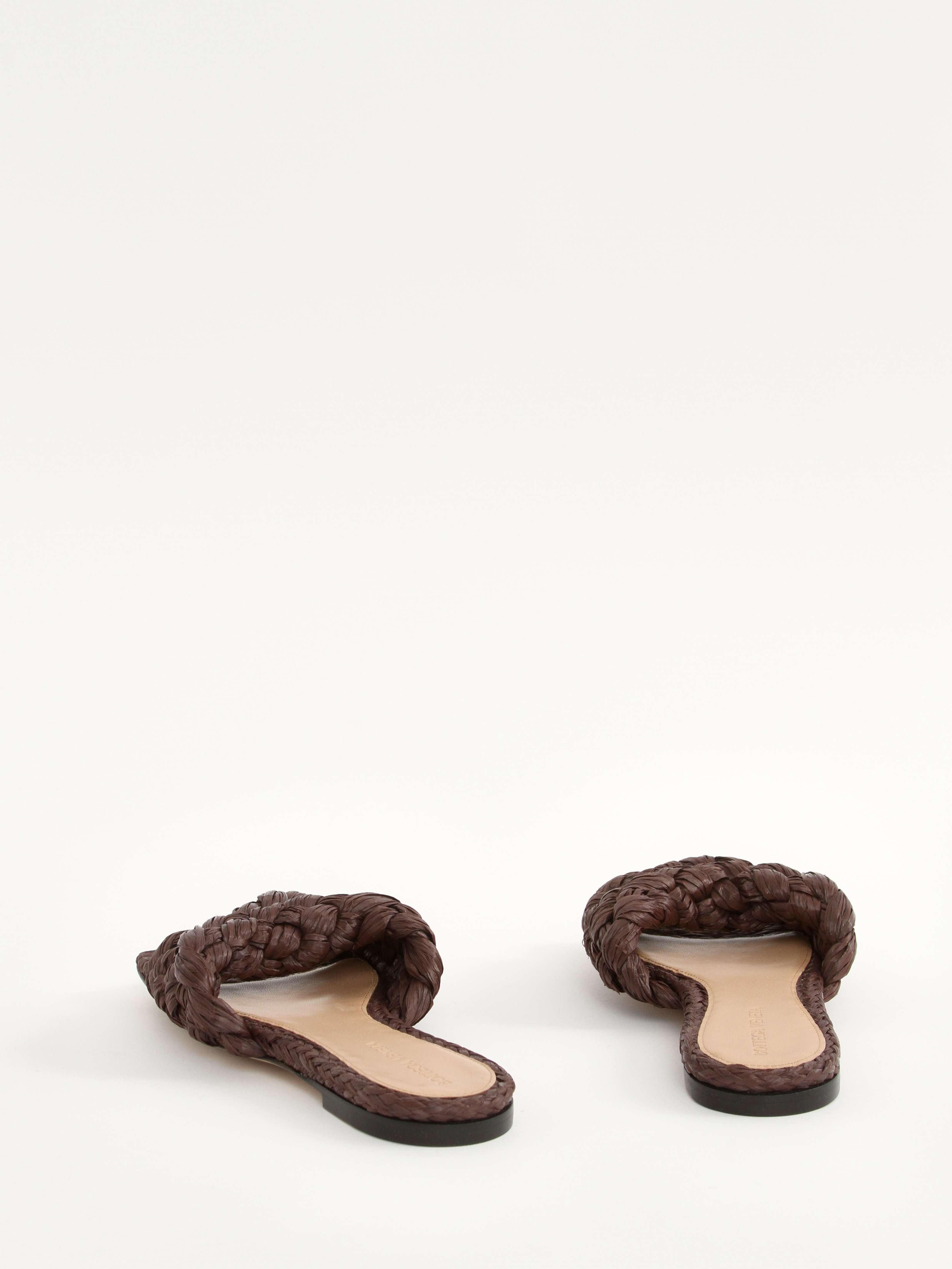 Bottega Veneta  37.5 5