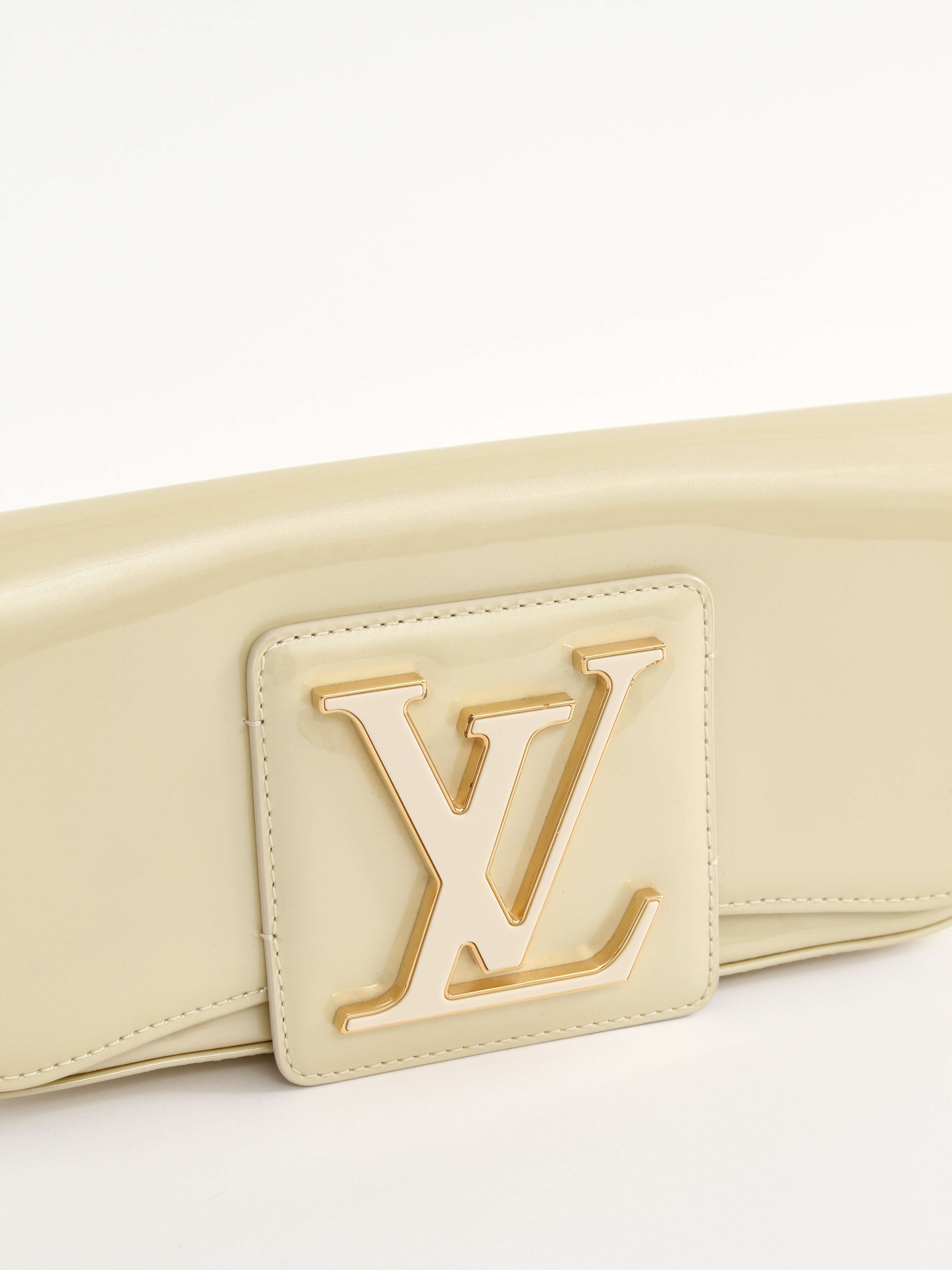 Louis Vuitton Sobe  5
