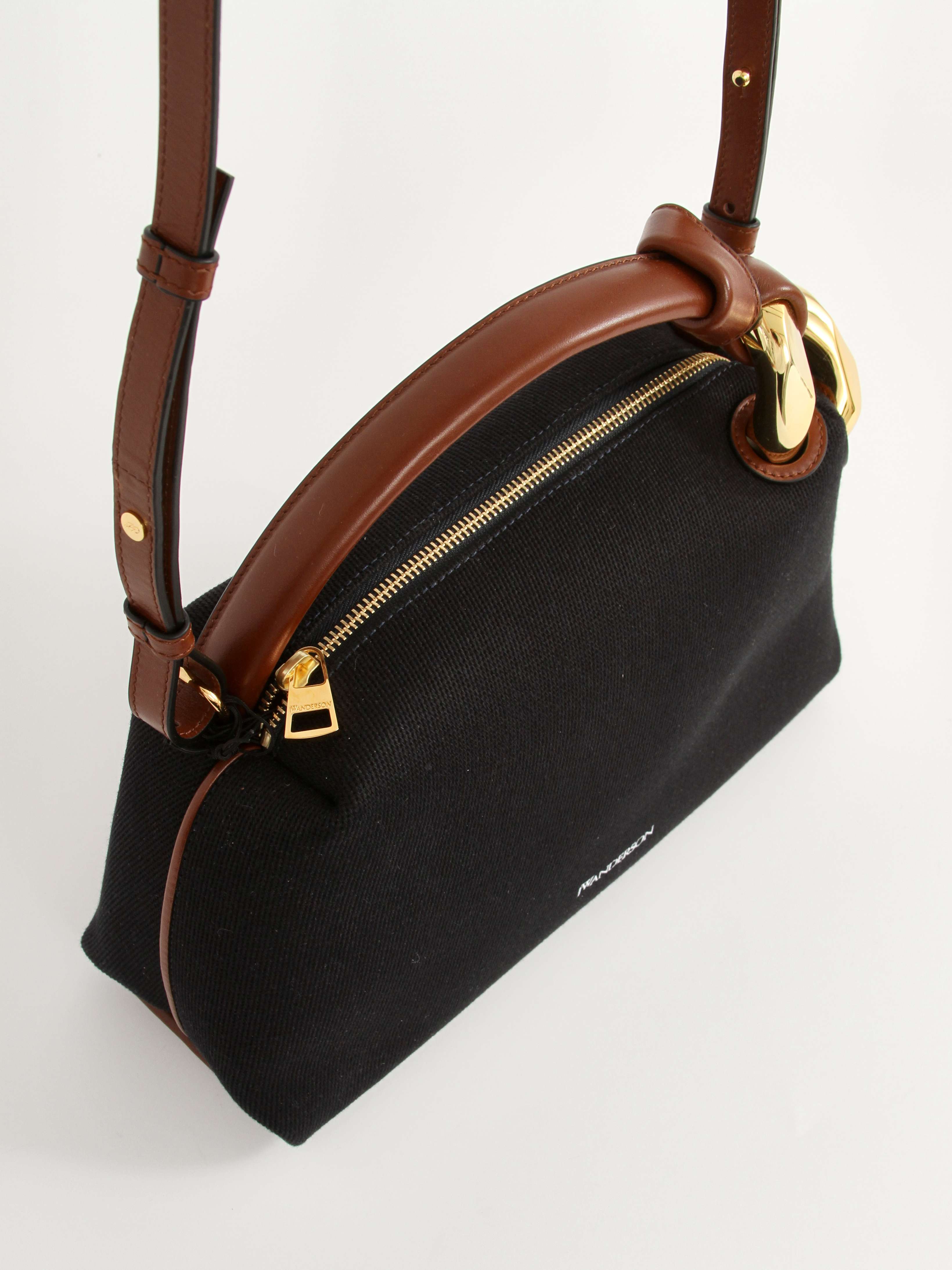 JW Anderson Corner  5