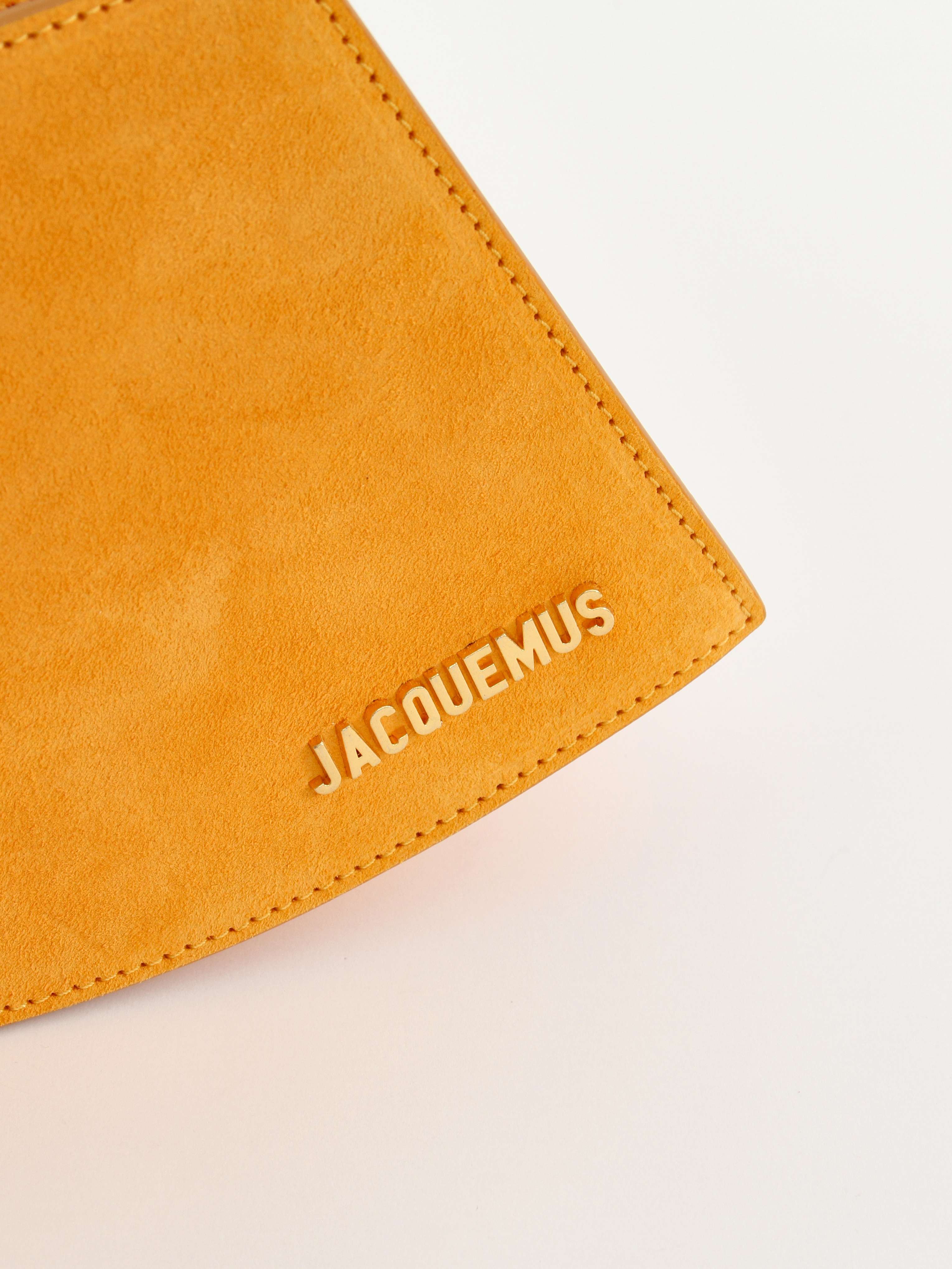 Jacquemus La Vague  5