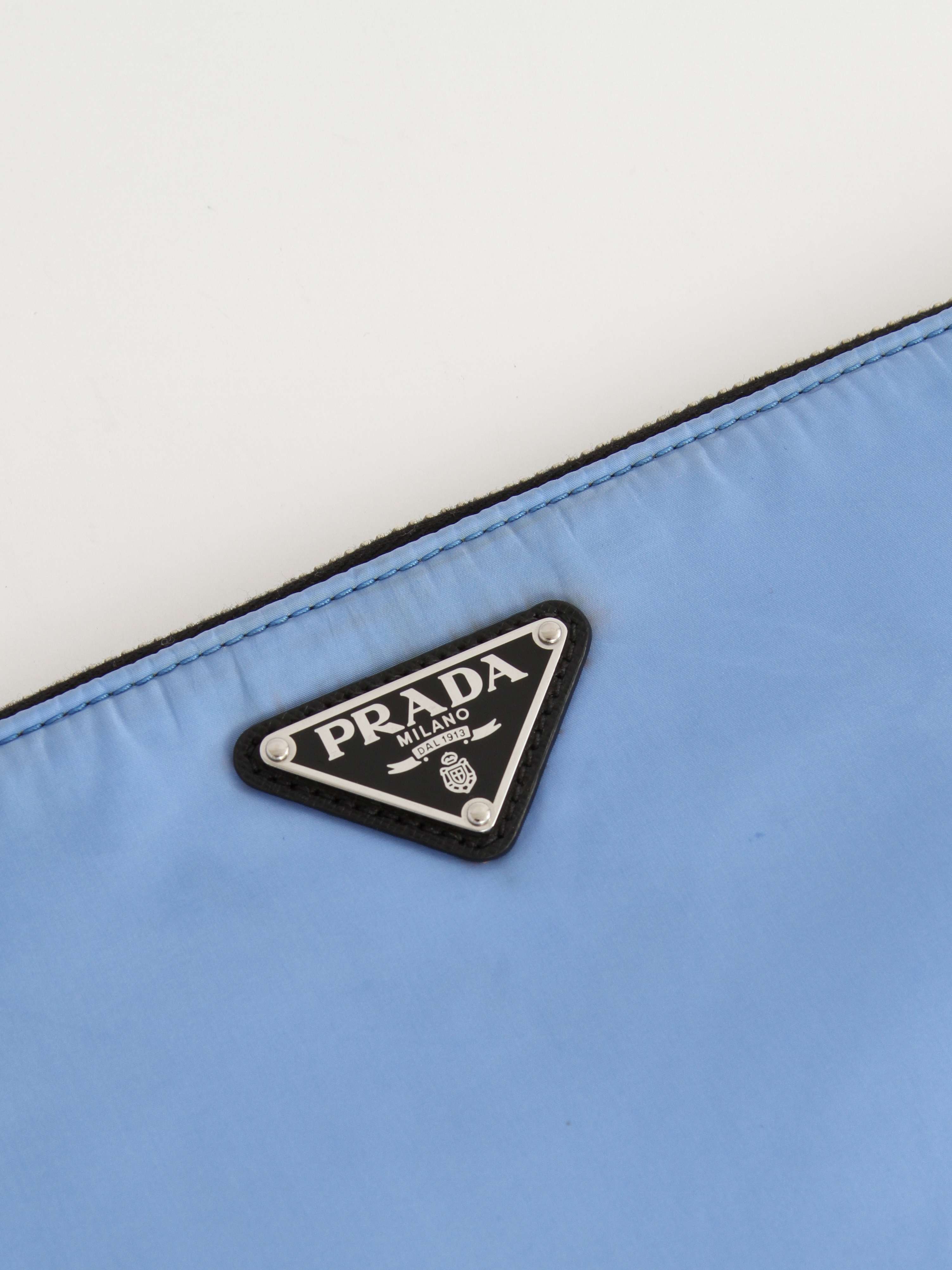 Prada Case  5