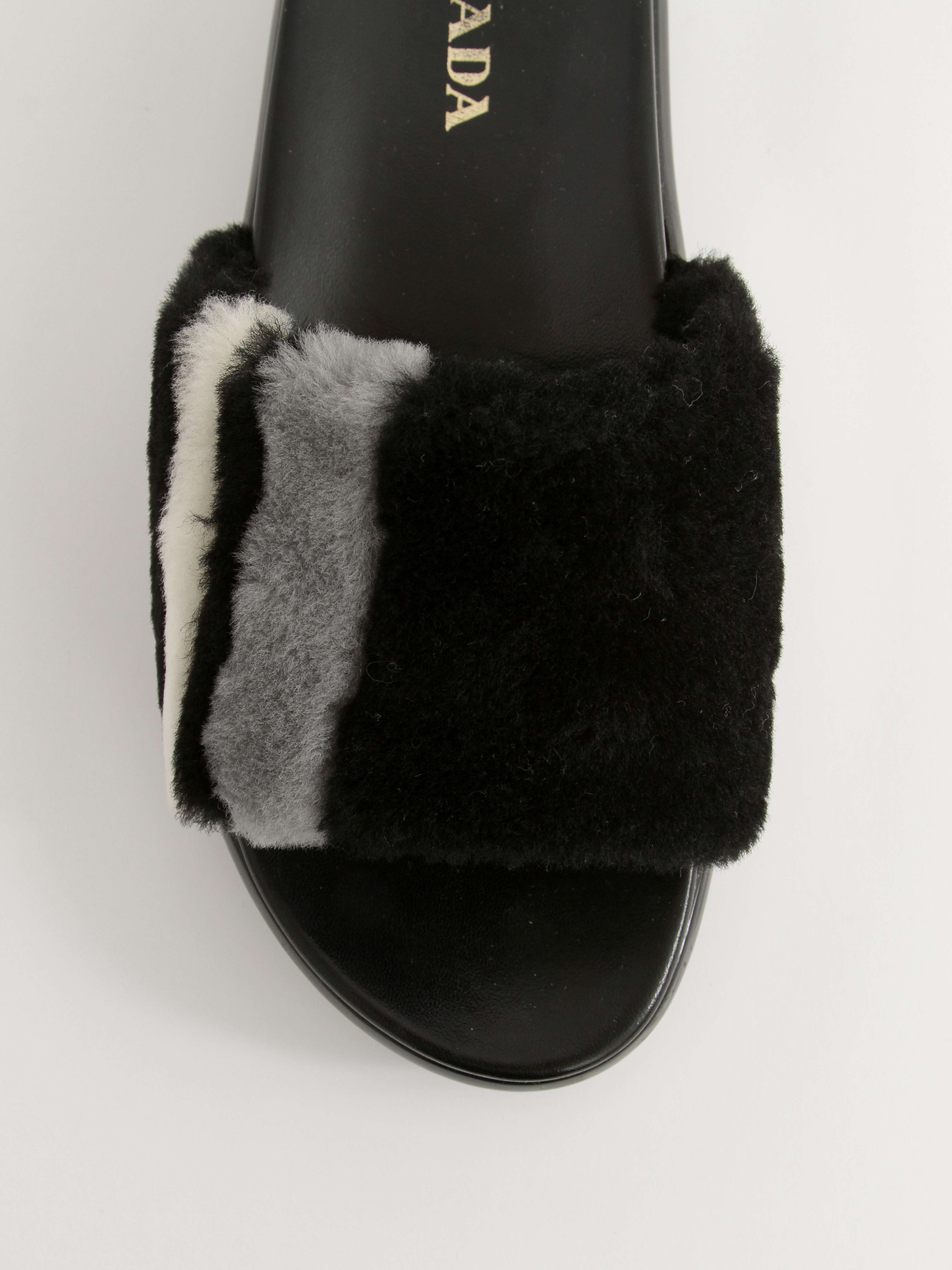 Prada  37.5 5