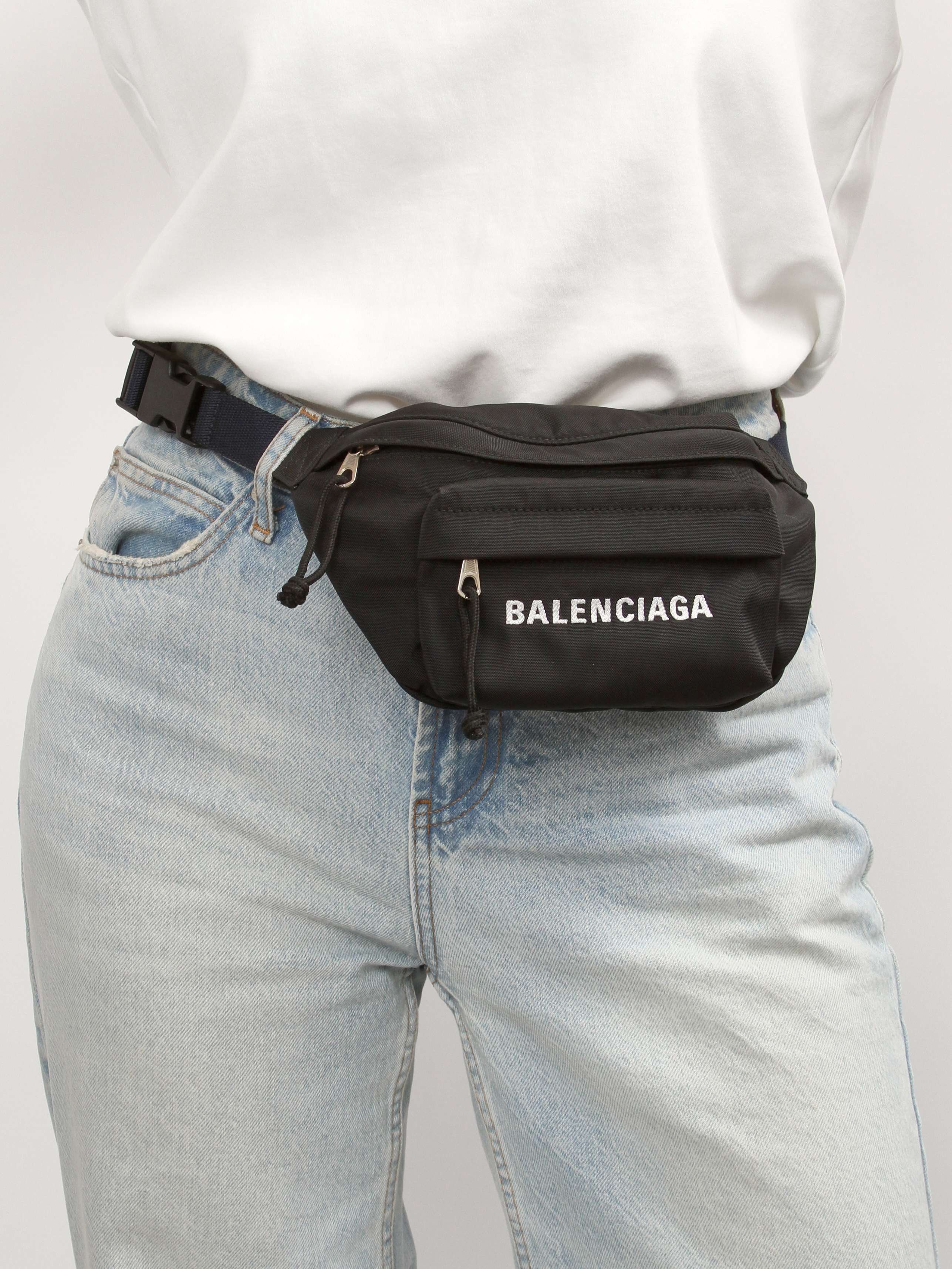 Balenciaga   2