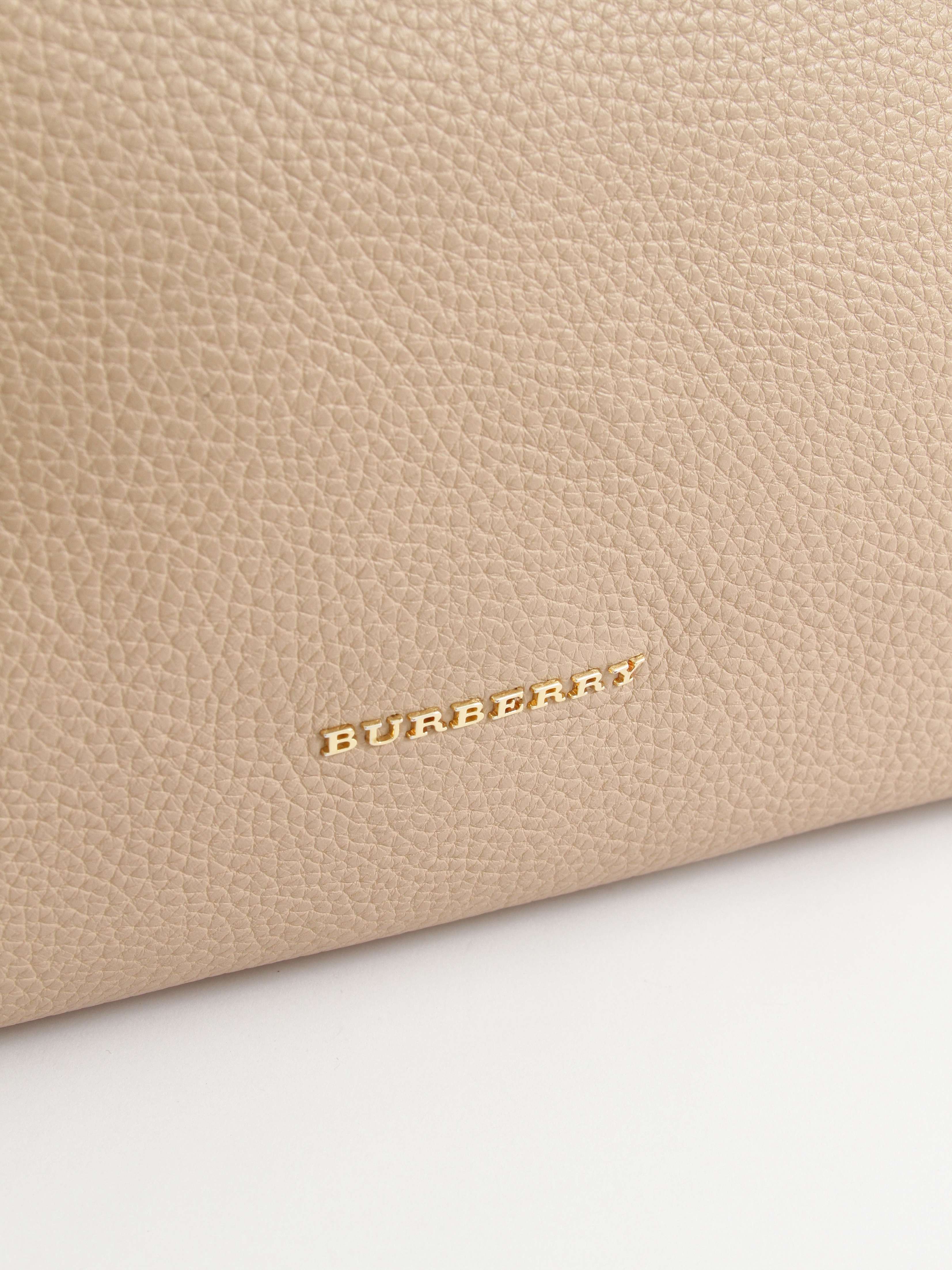 Сумки Burberry Greenwood изображение #13