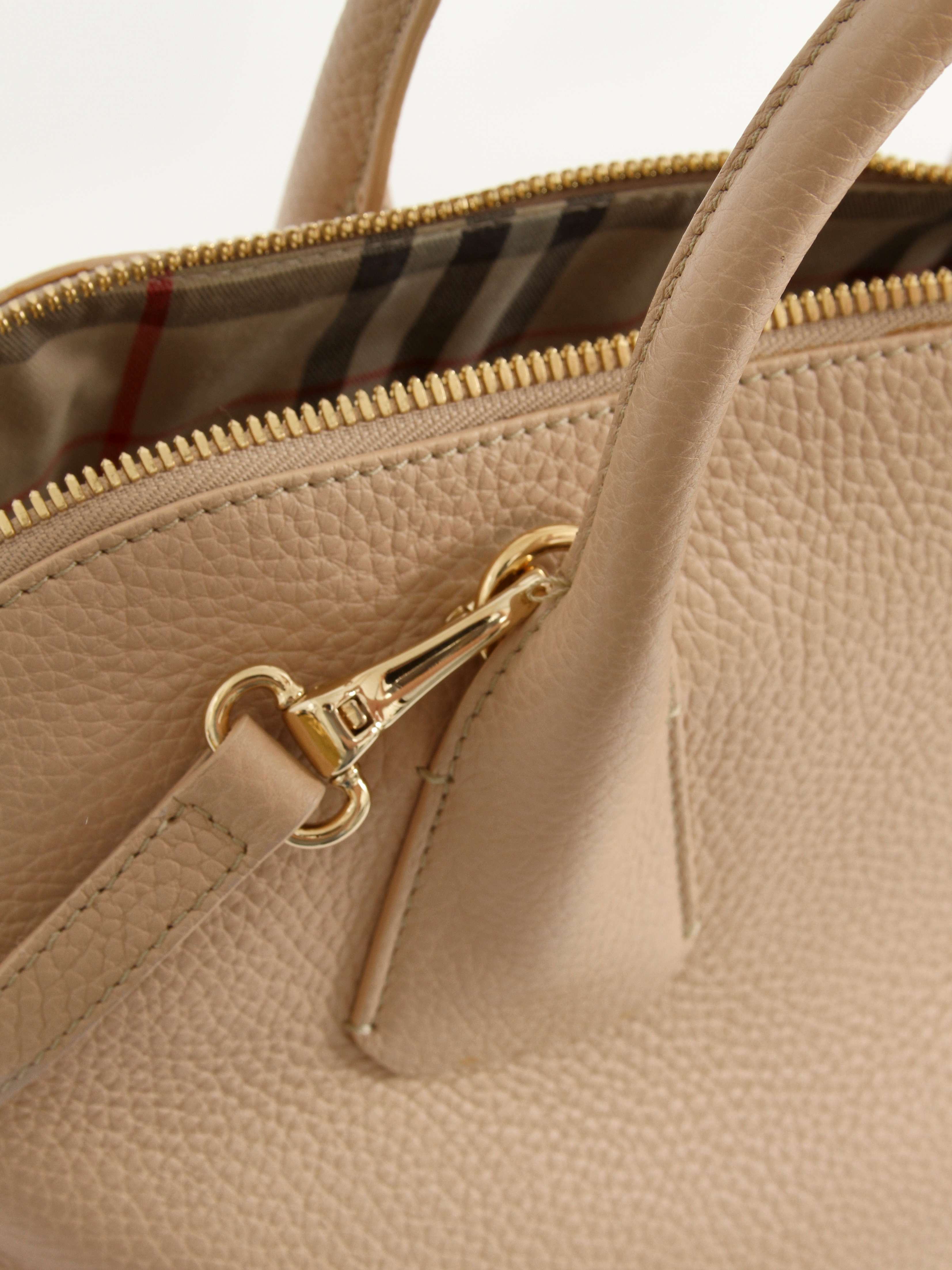 Сумки Burberry Greenwood изображение #11