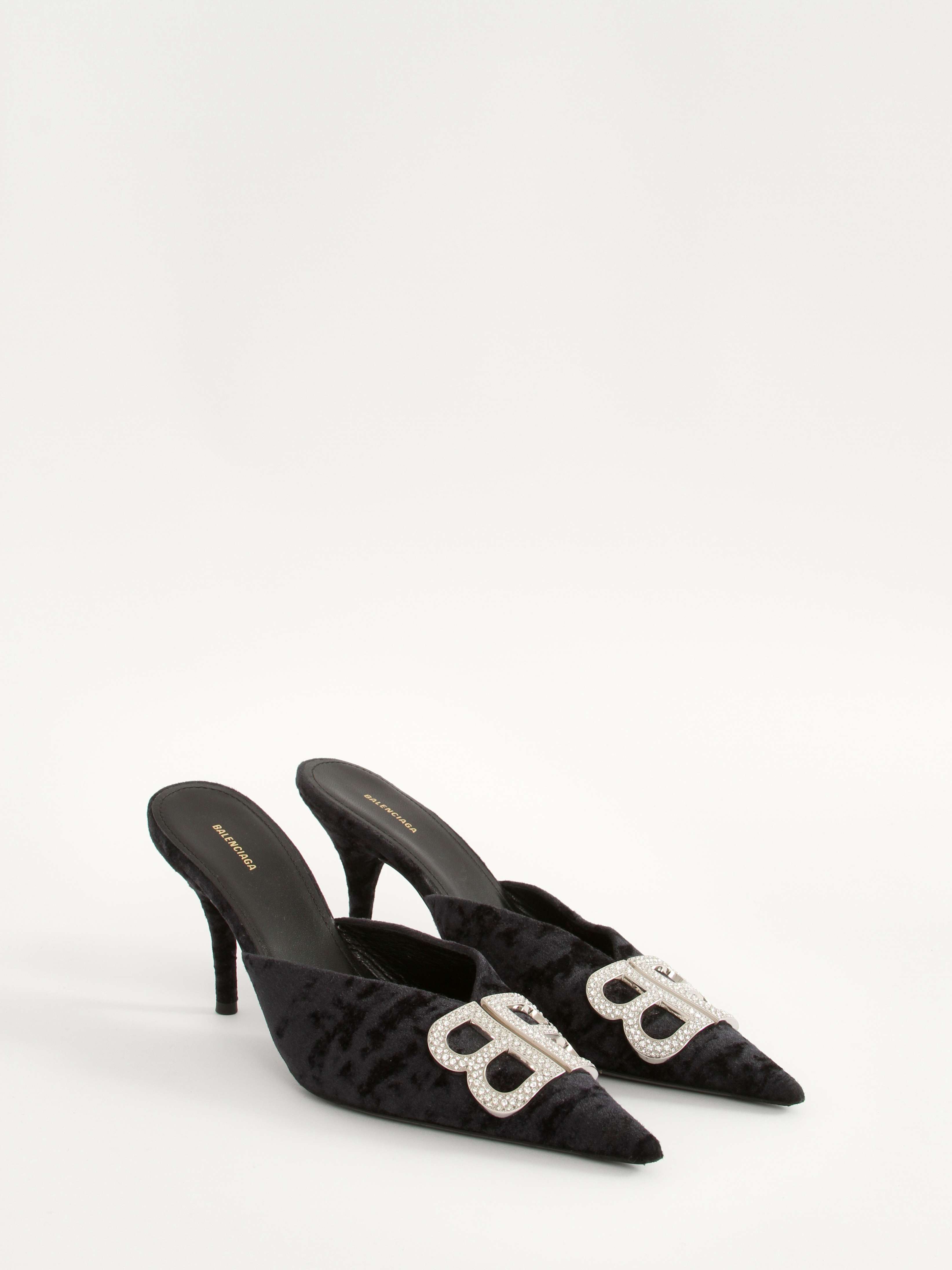 Balenciaga  38 5