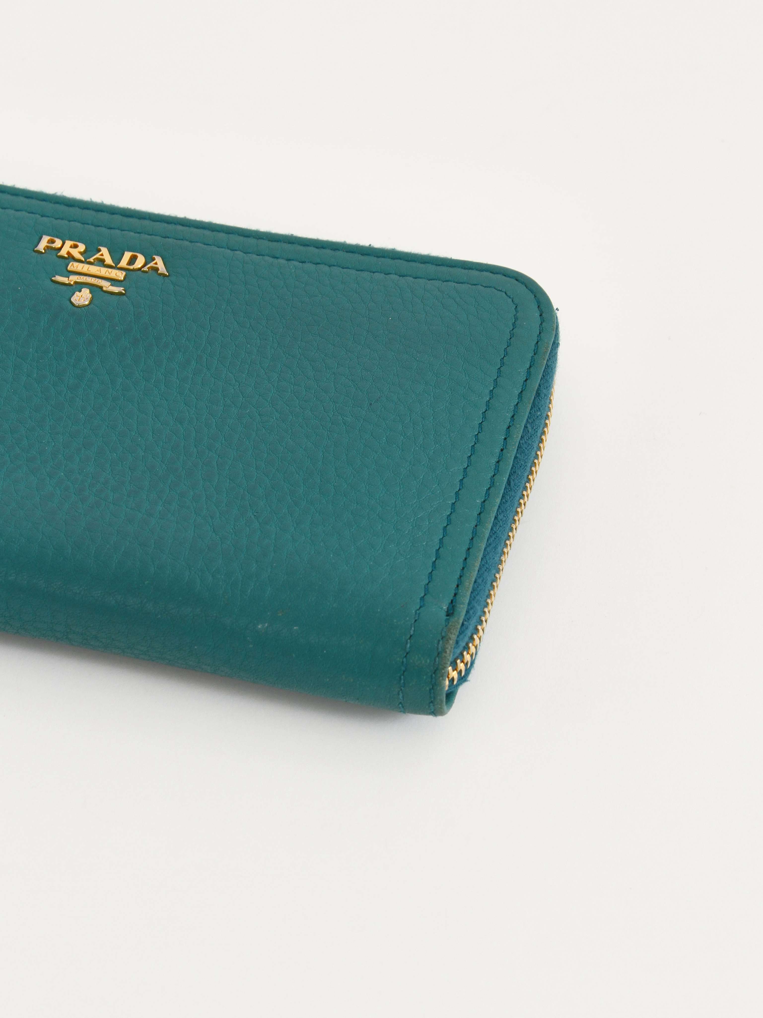 Аксессуары Prada изображение #6