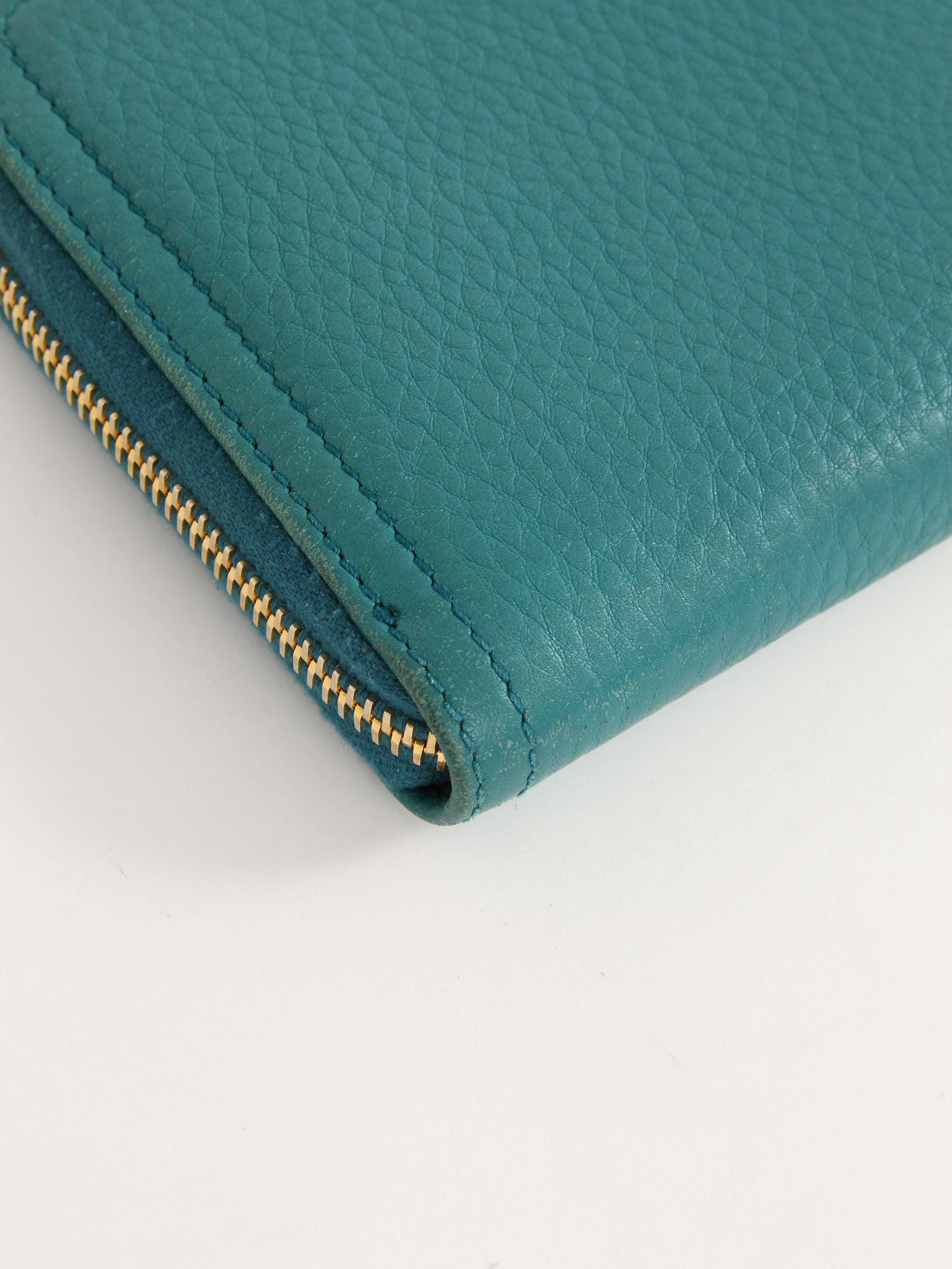 Аксессуары Prada изображение #5