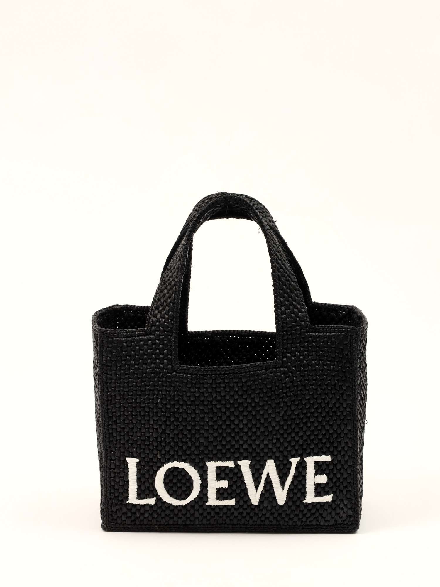Loewe Font