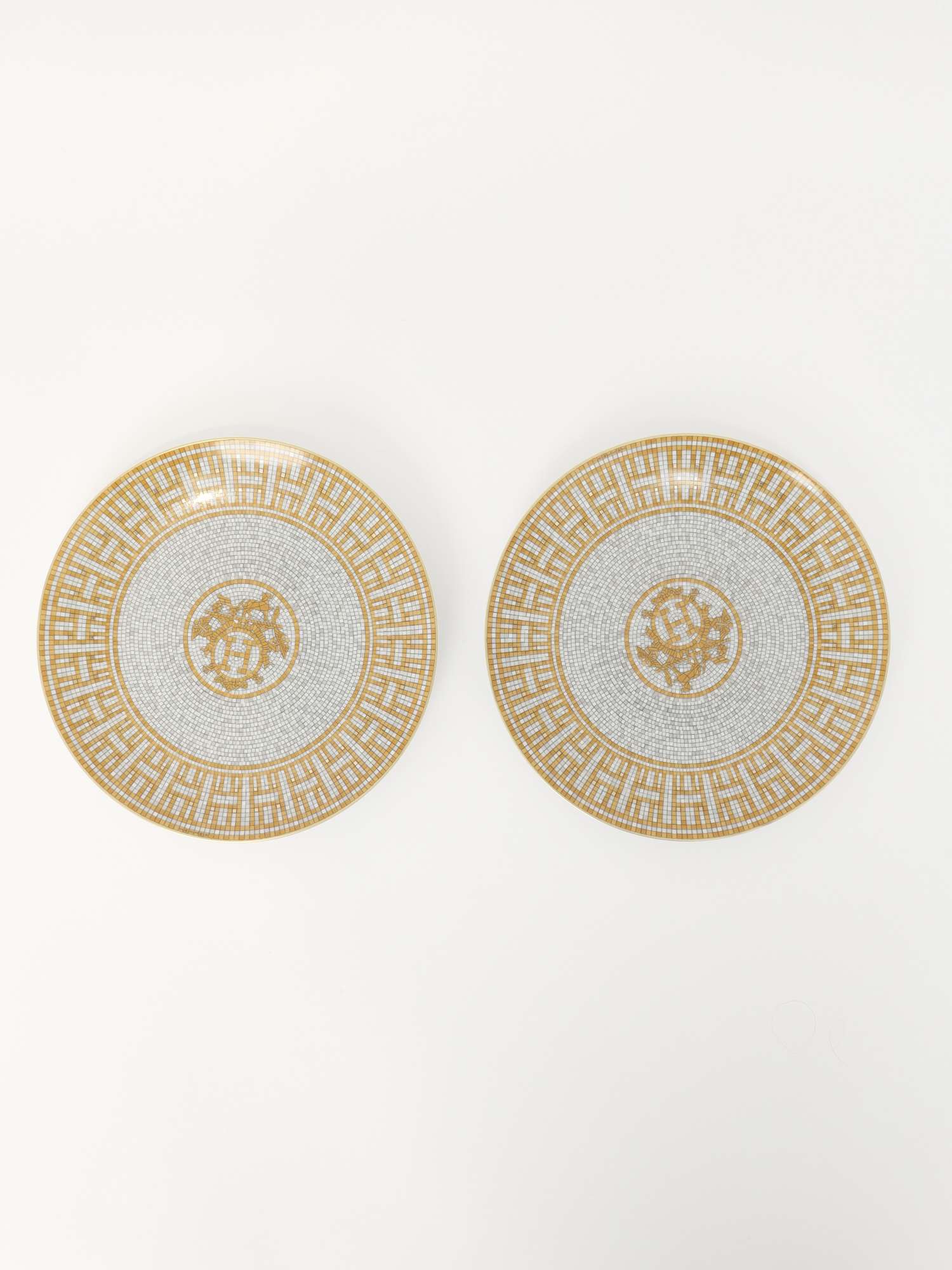 Hermes Set of plates 
