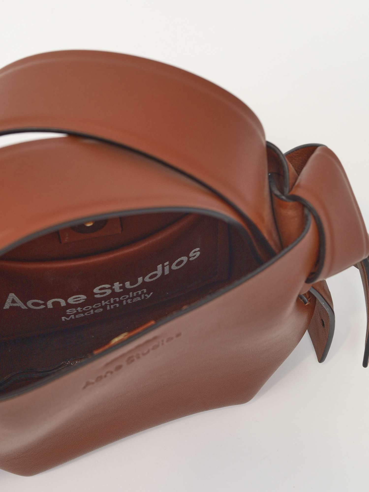 Сумки Acne Studios Musubi изображение #14