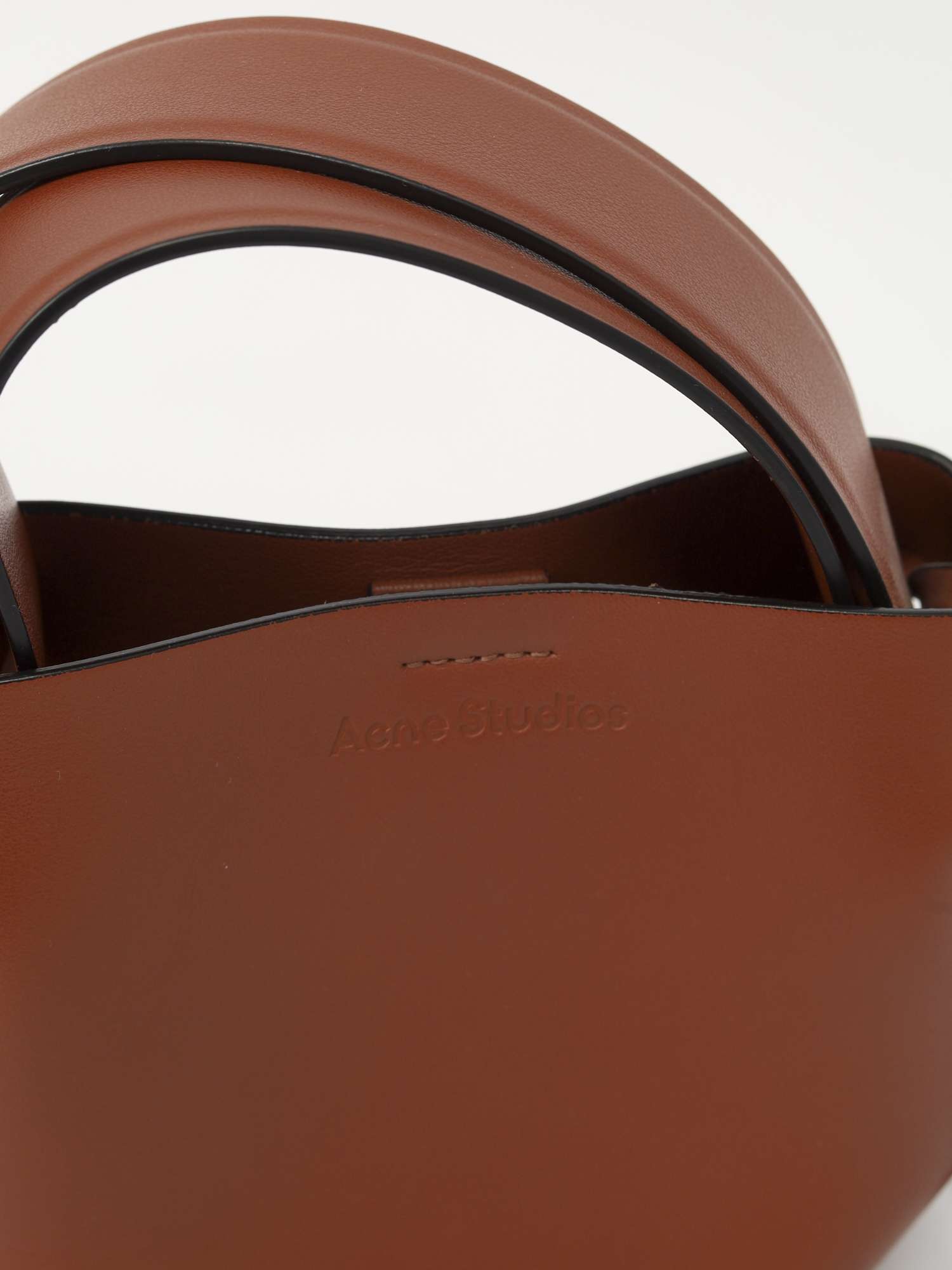 Сумки Acne Studios Musubi изображение #6