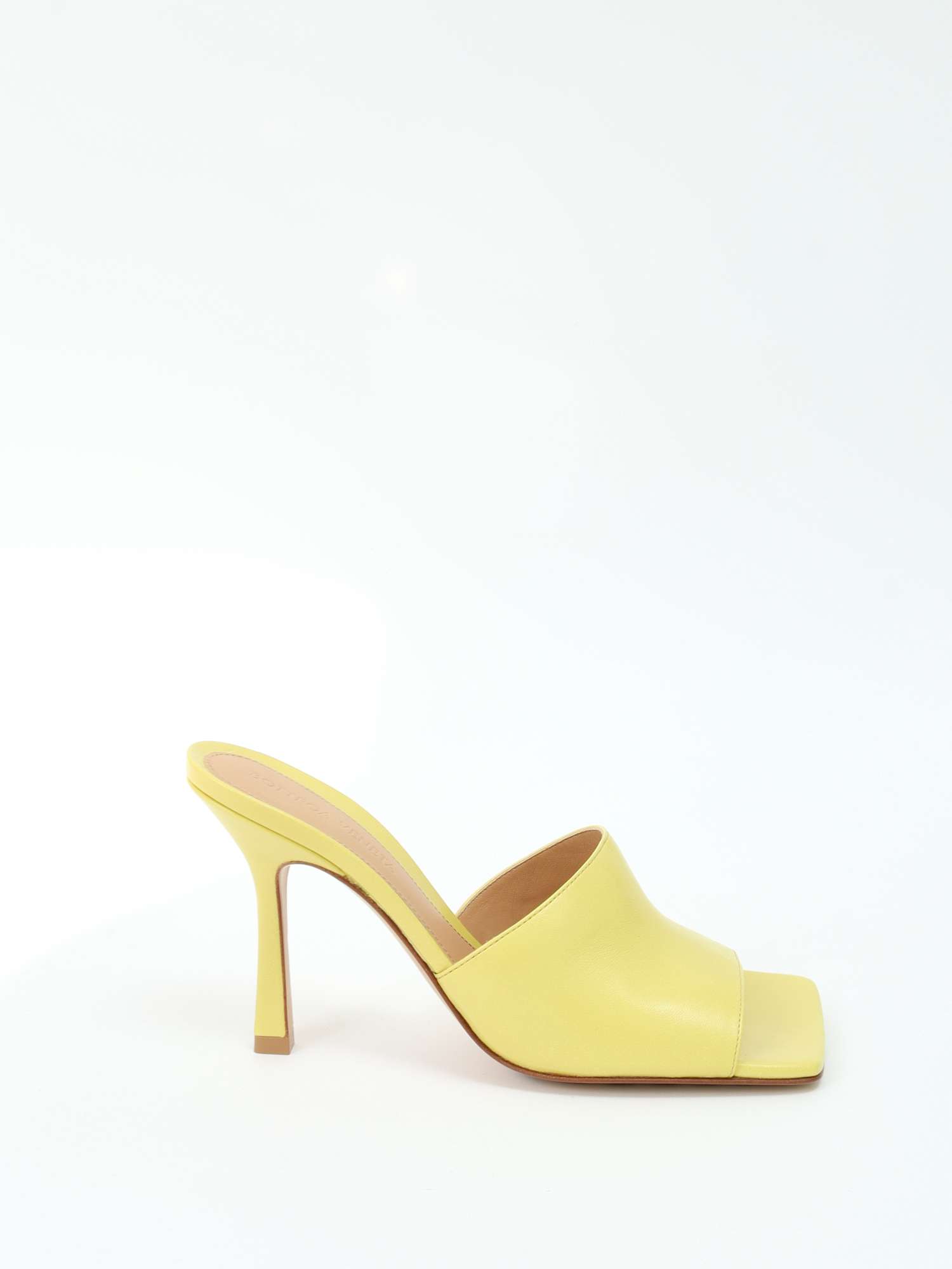 Bottega Veneta Shoes 36.5