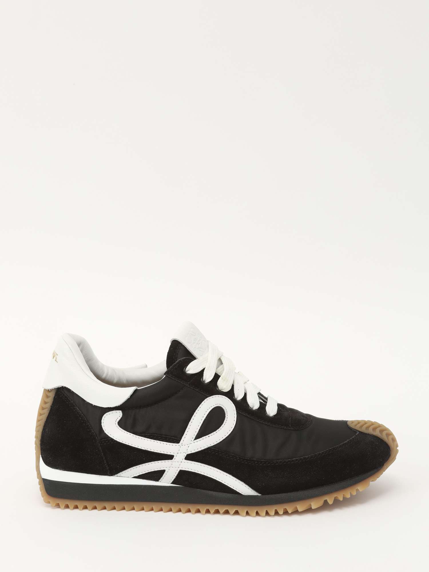 Loewe Flow Runner