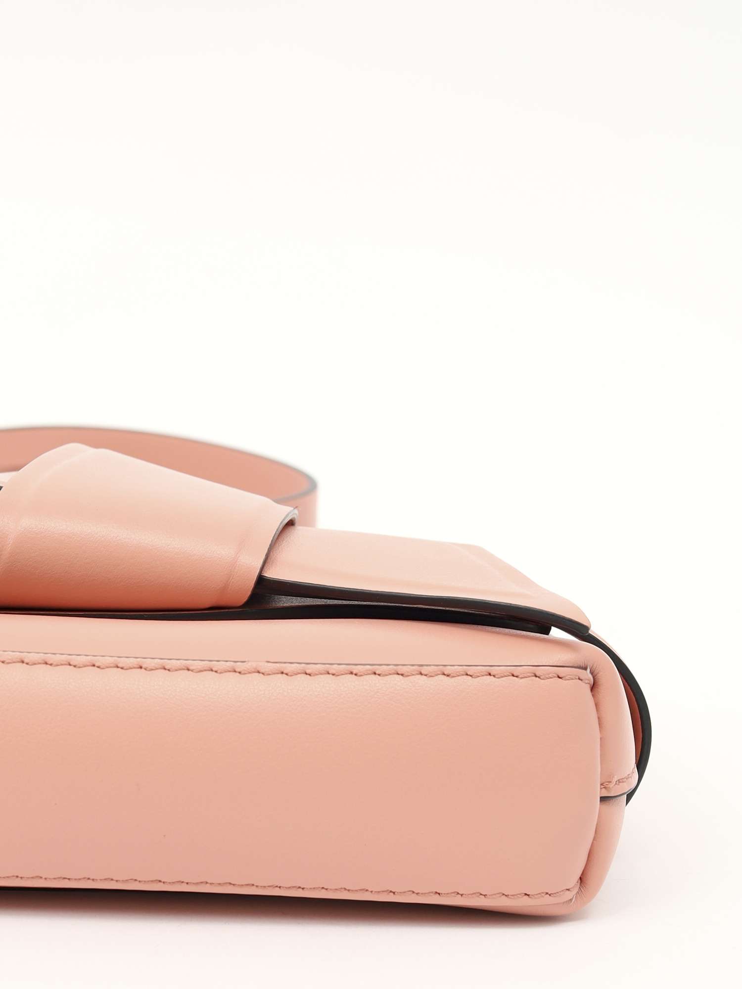 Сумки Acne Studios Musubi  изображение #10