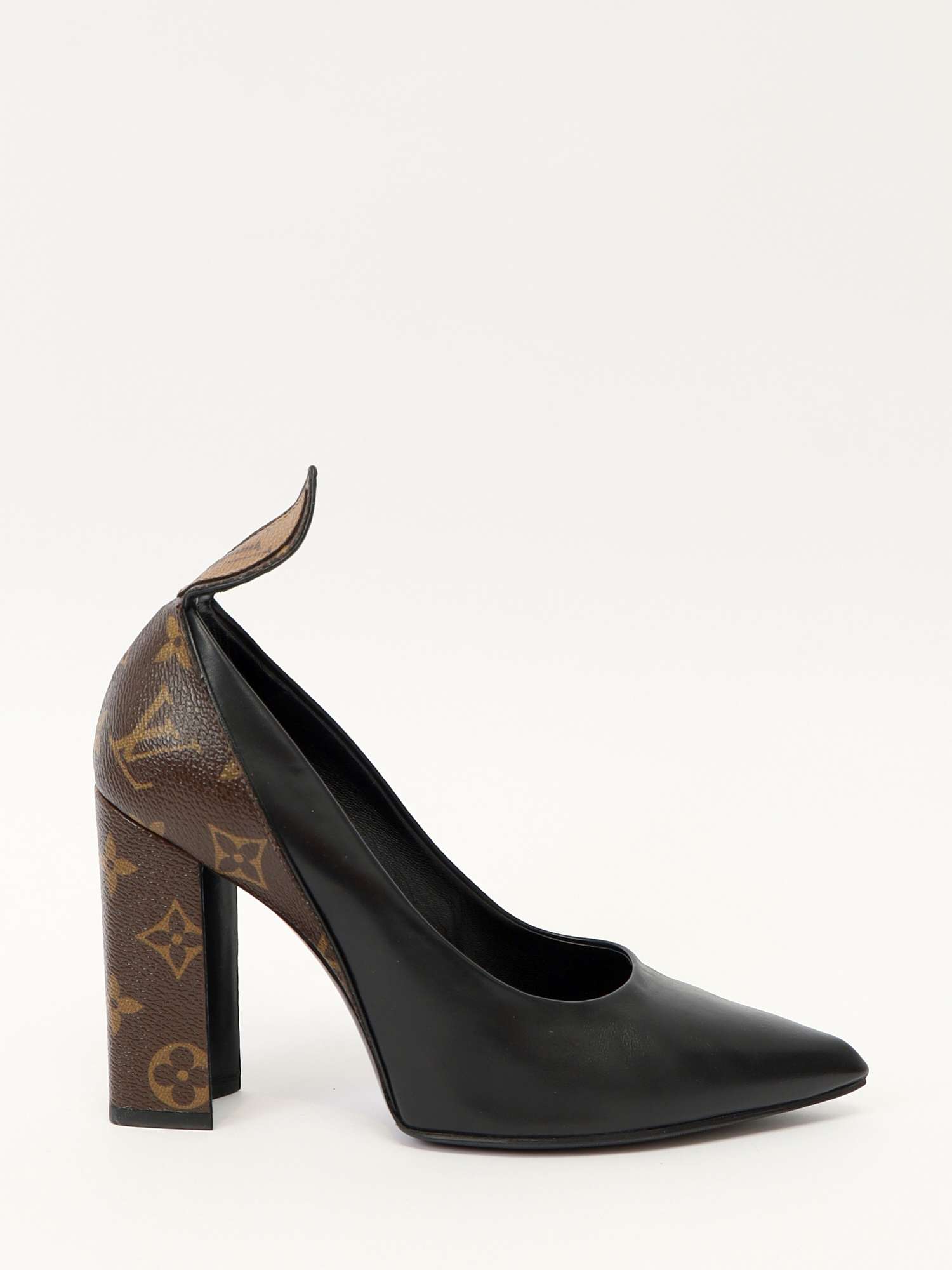 Louis Vuitton Shoes 37
