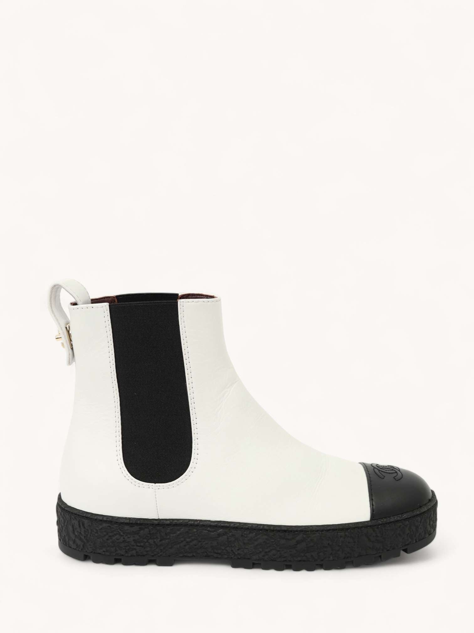 Chanel Shoes 40