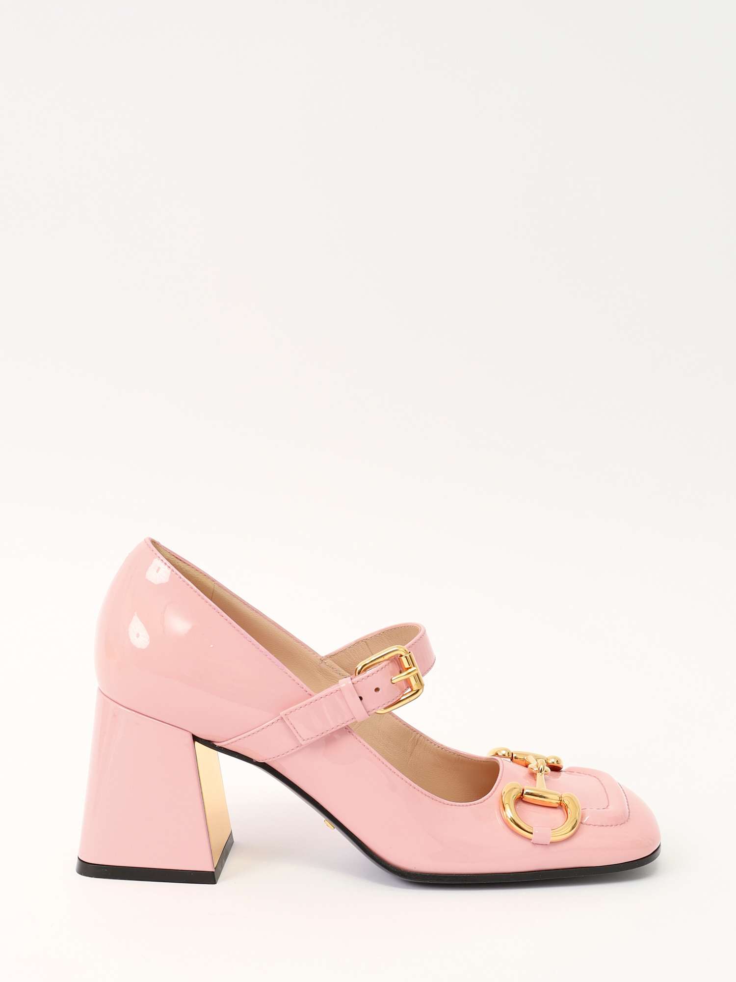 Gucci Shoes 37