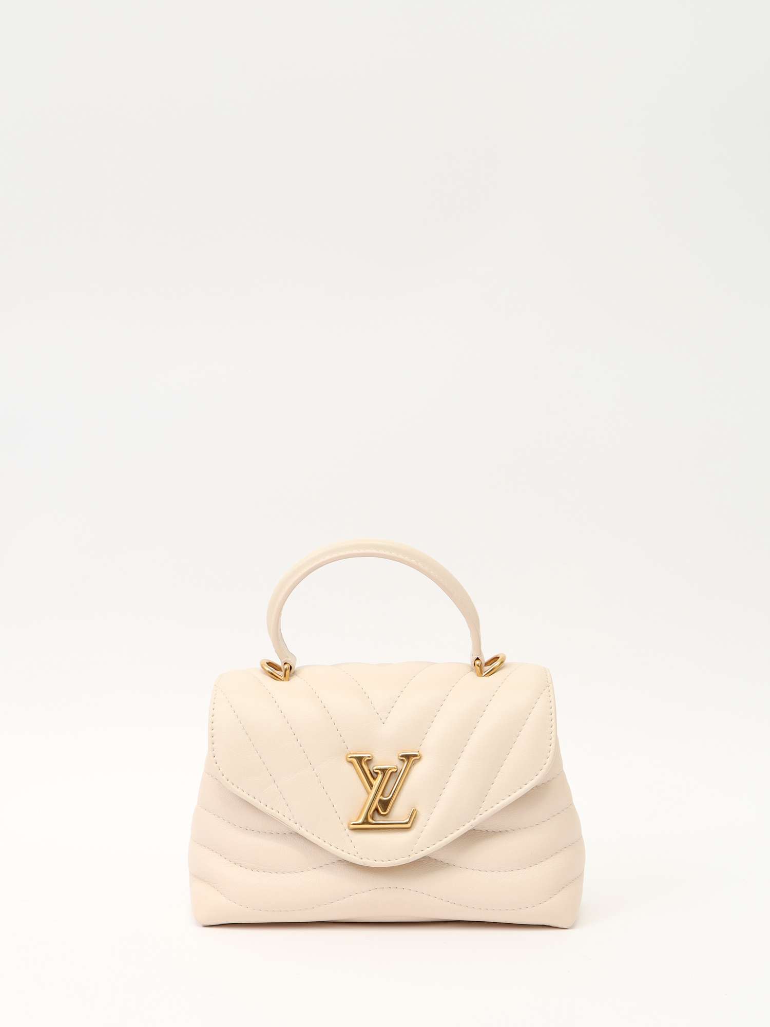 Louis Vuitton Hold Me 