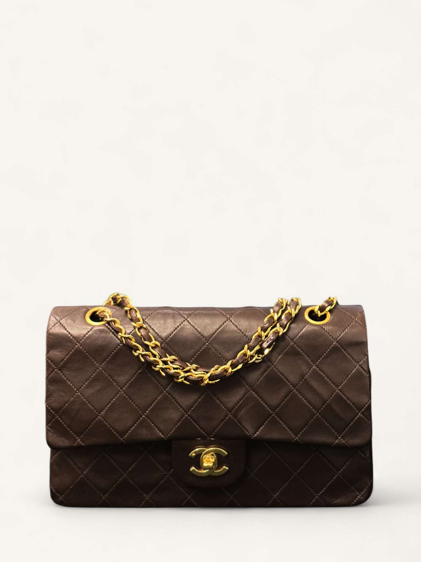 Chanel Timeless Classic 