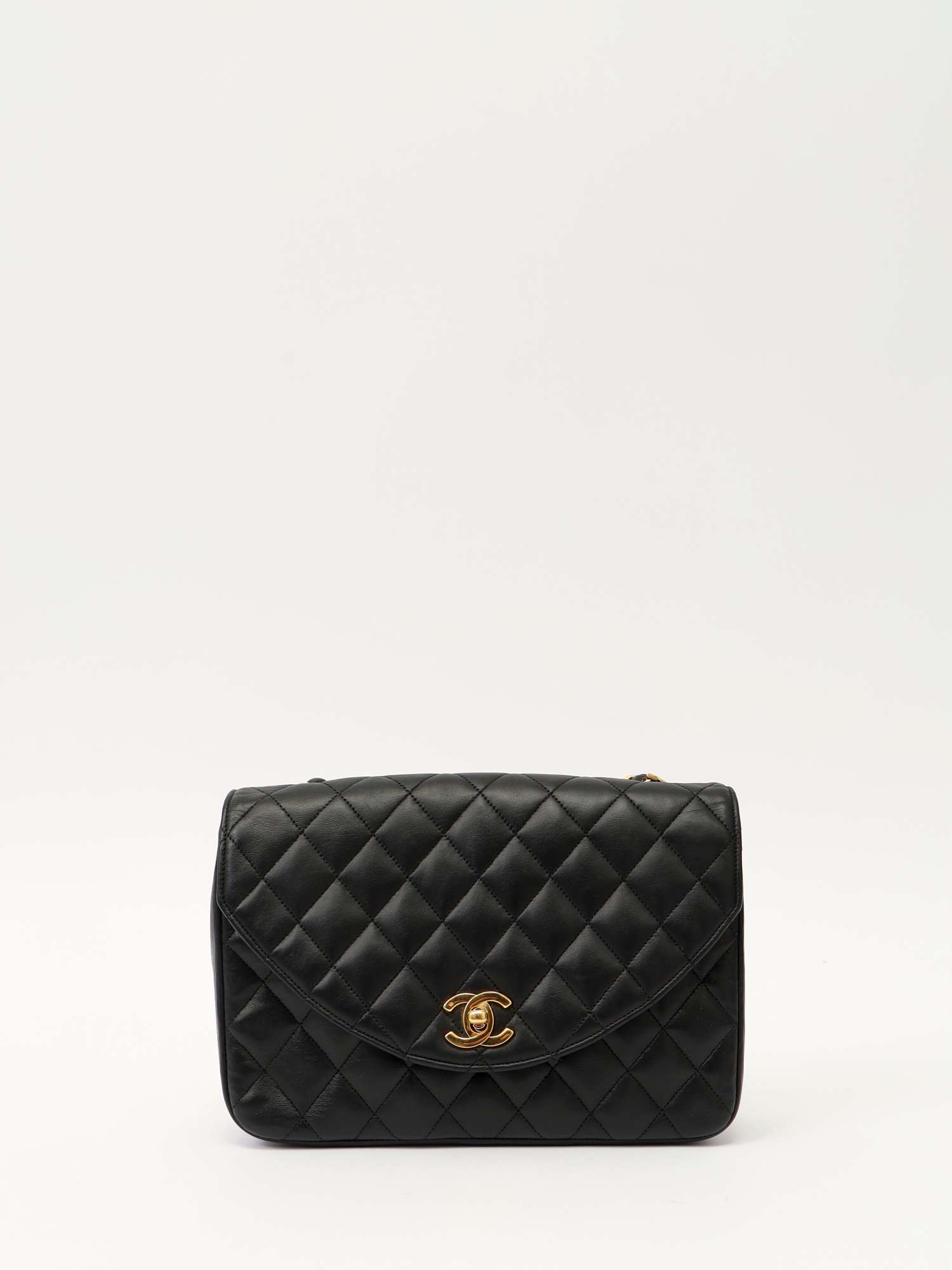 Chanel Timeless Classic 