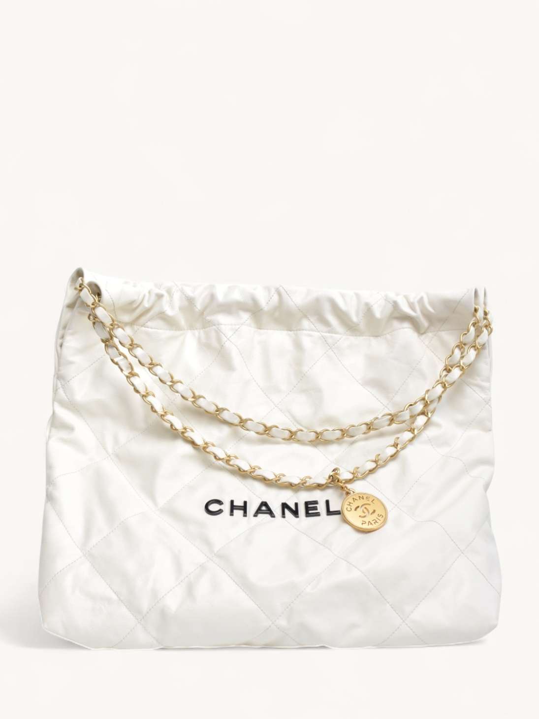 Chanel 22 
