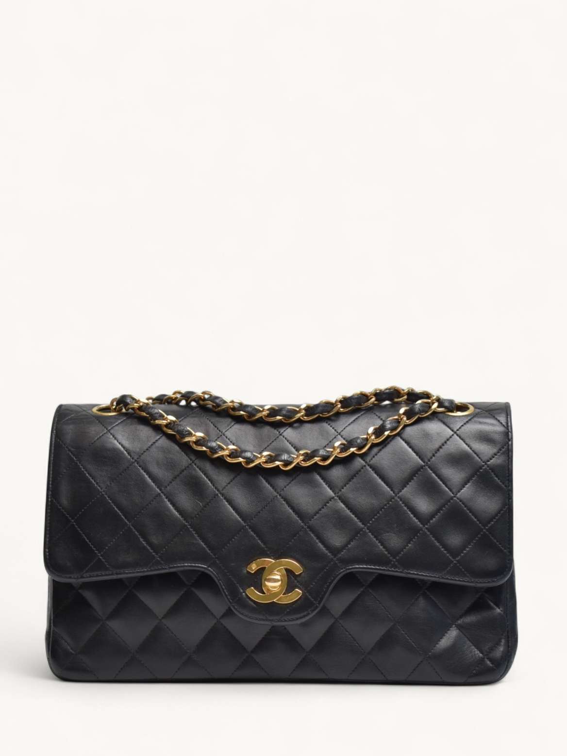 Chanel Timeless Classic 