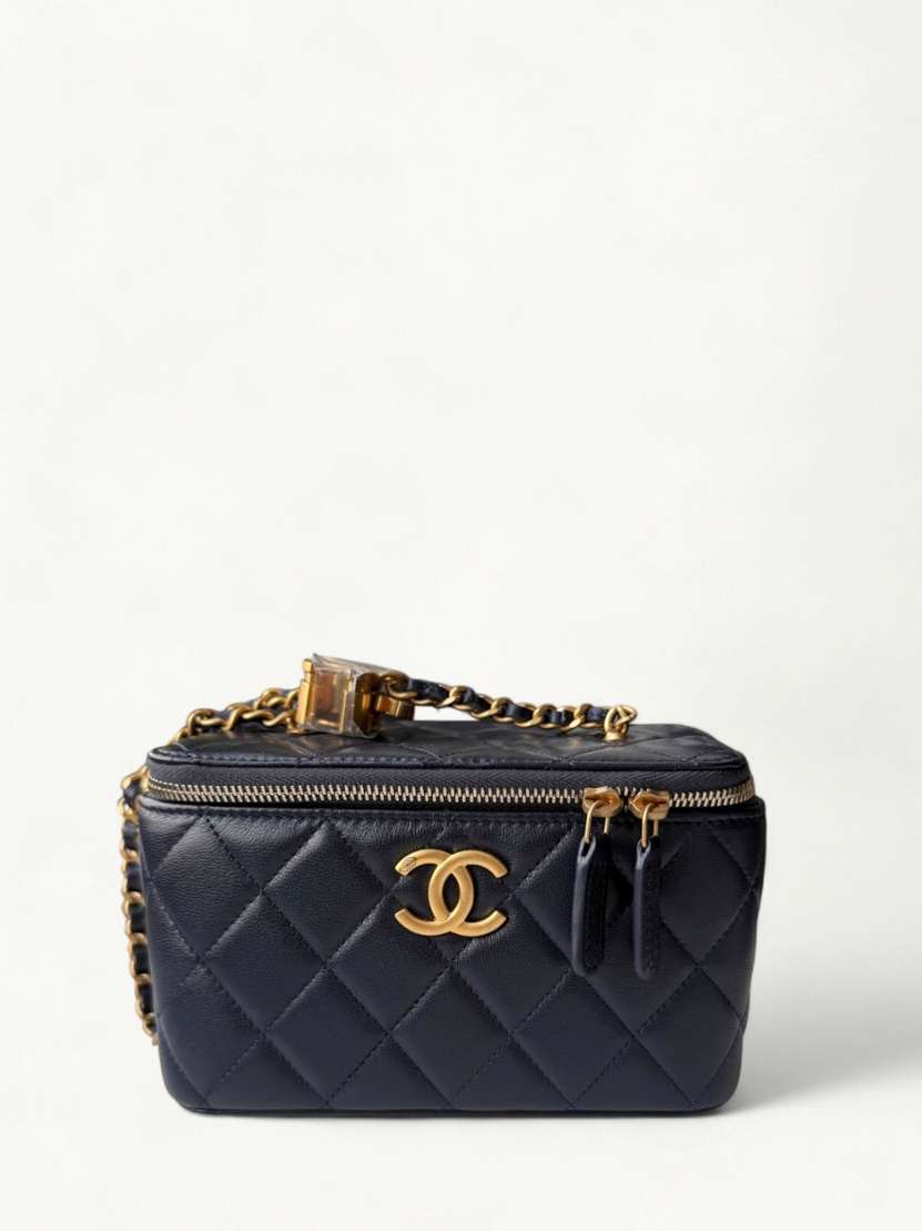 Chanel Vanity 