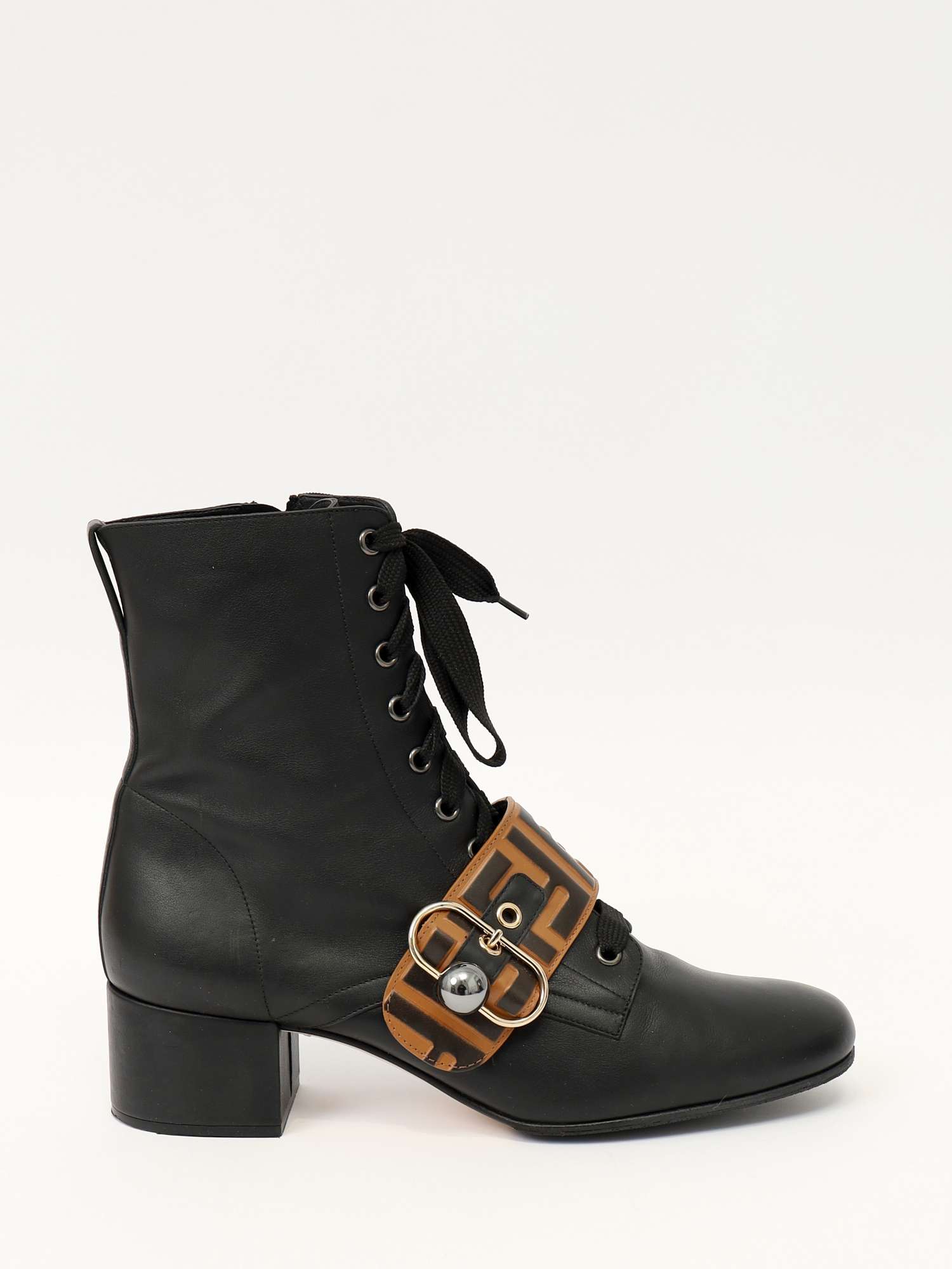 Fendi Shoes 41