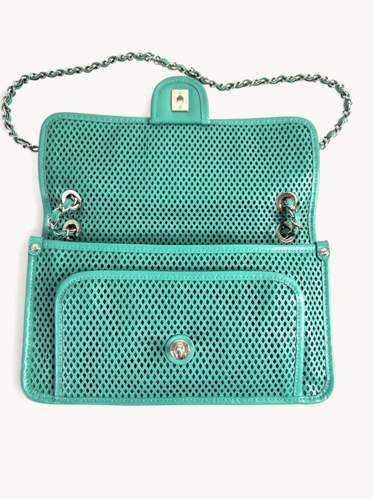Chanel Up In The Air  5