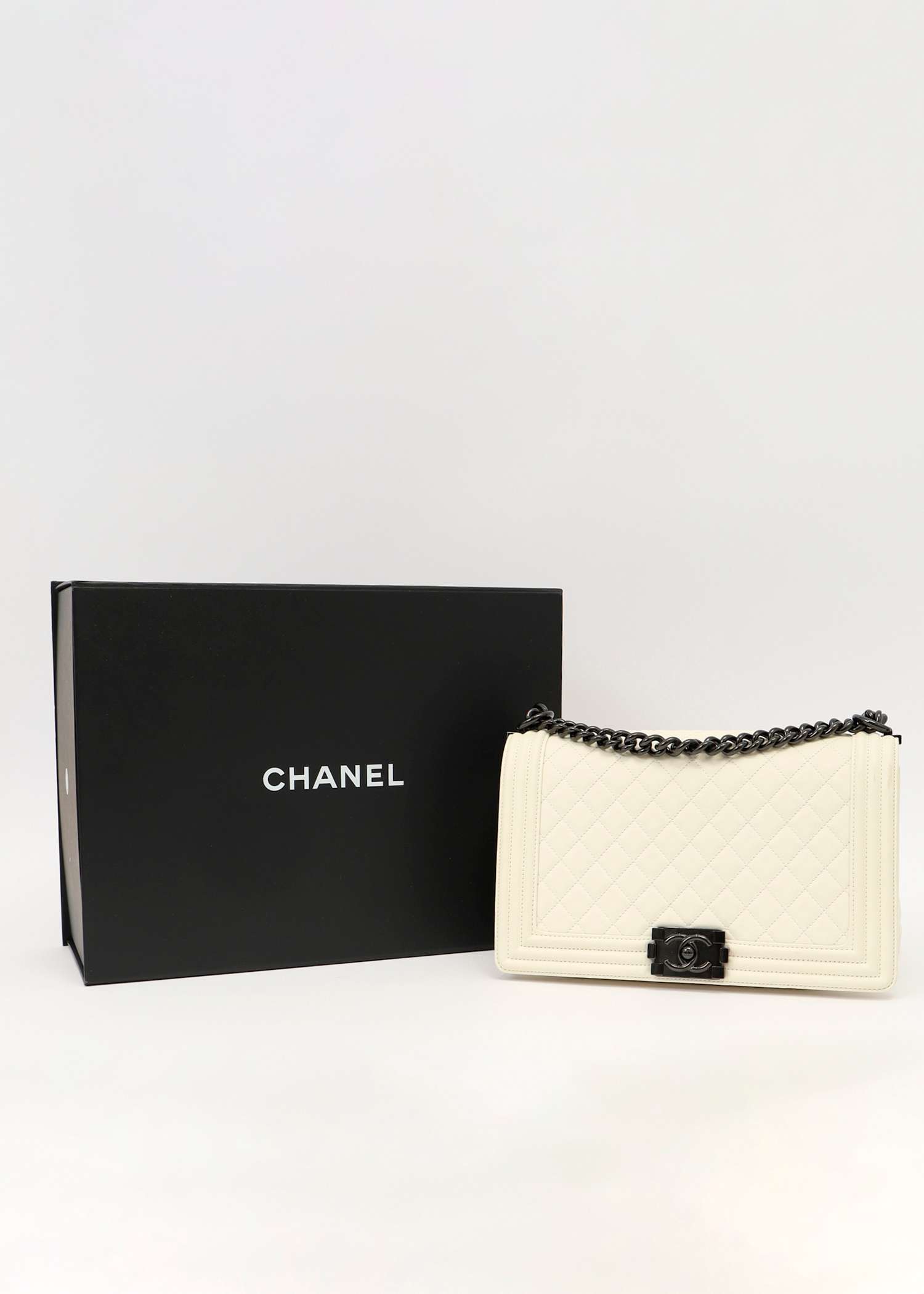 Сумки Chanel Boy изображение #5