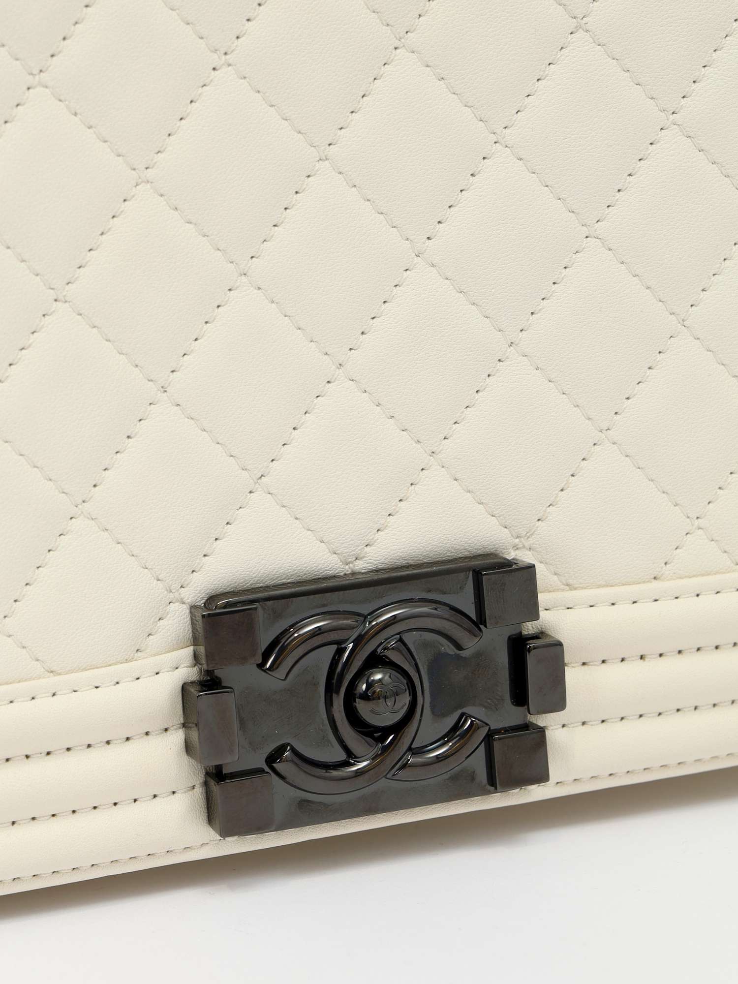 Сумки Chanel Boy изображение #7