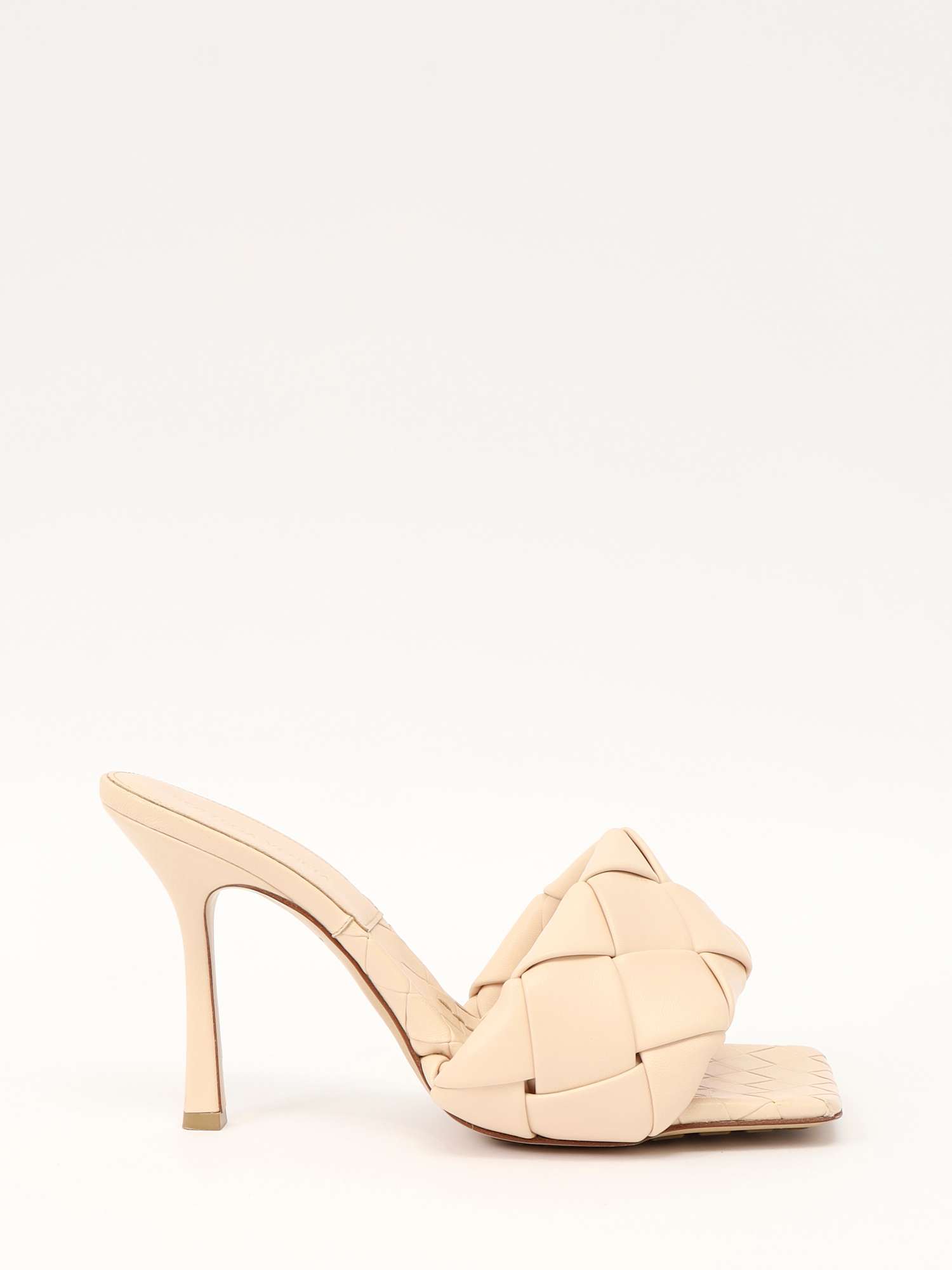 Bottega Veneta Shoes 40