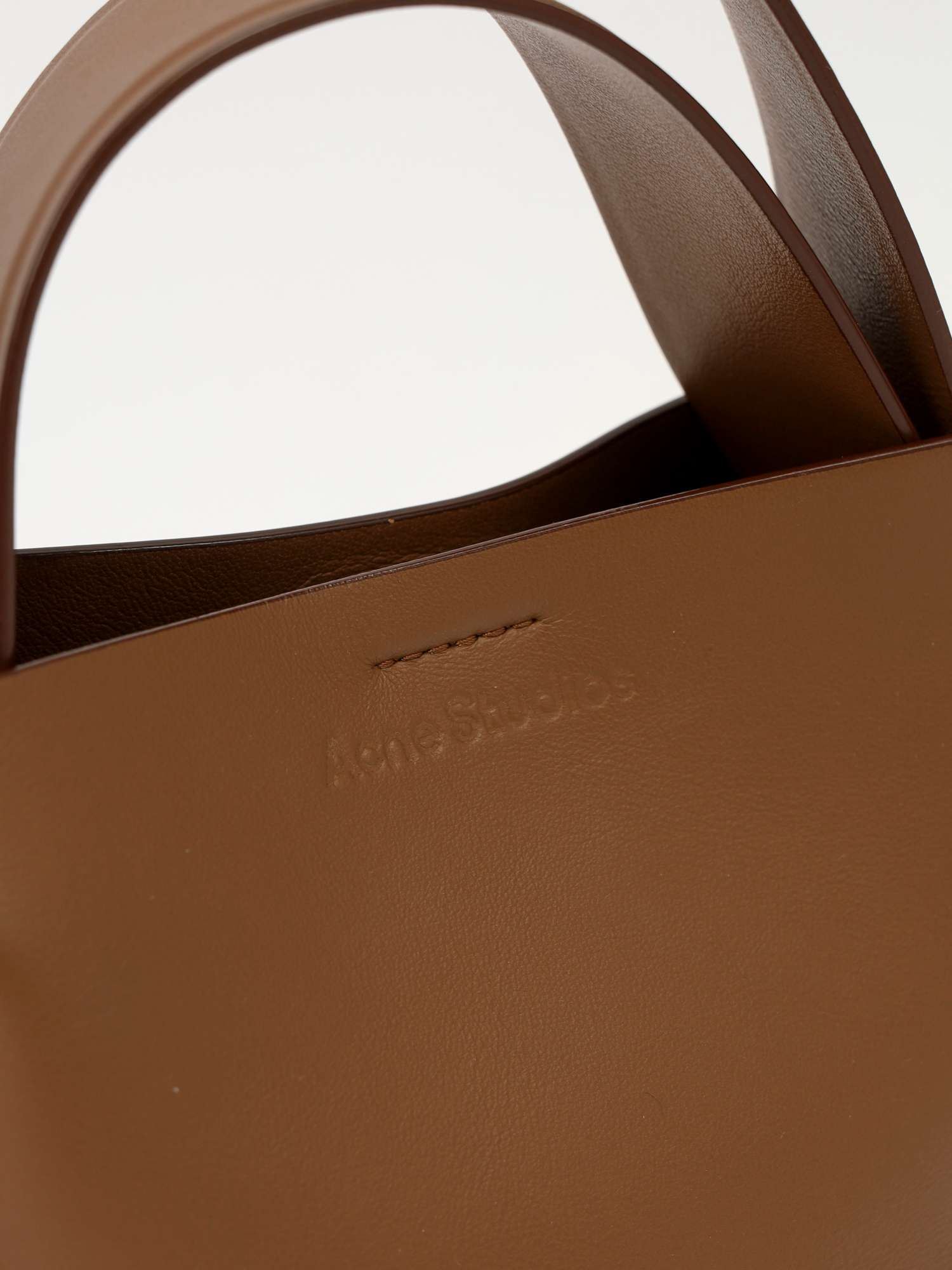 Сумки Acne Studios Musubi изображение #6