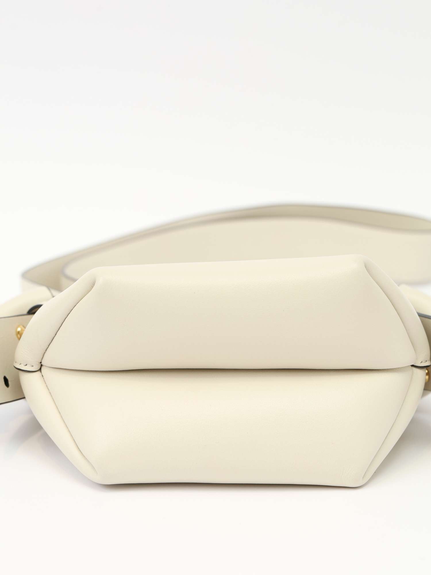 Сумки Acne Studios Musubi изображение #9
