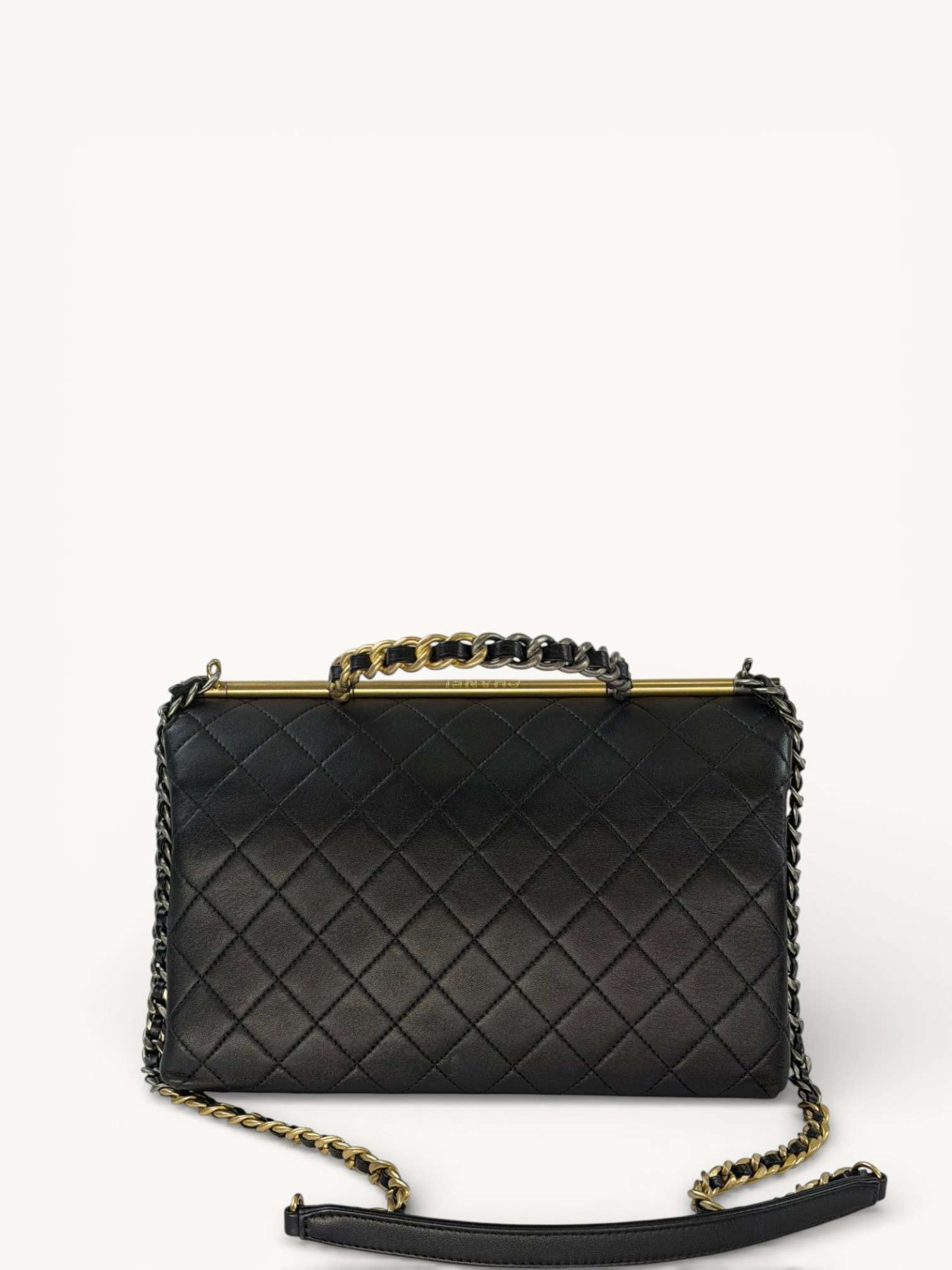 Сумки Chanel La Parisienne  изображение #6