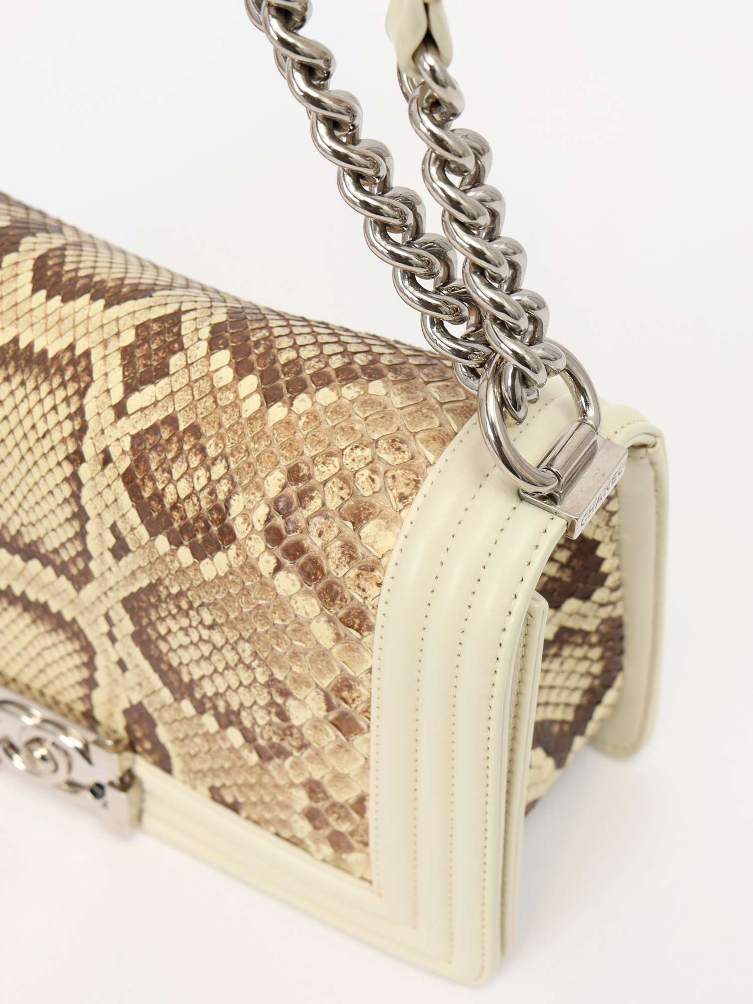 Сумки Chanel Boy  изображение #8